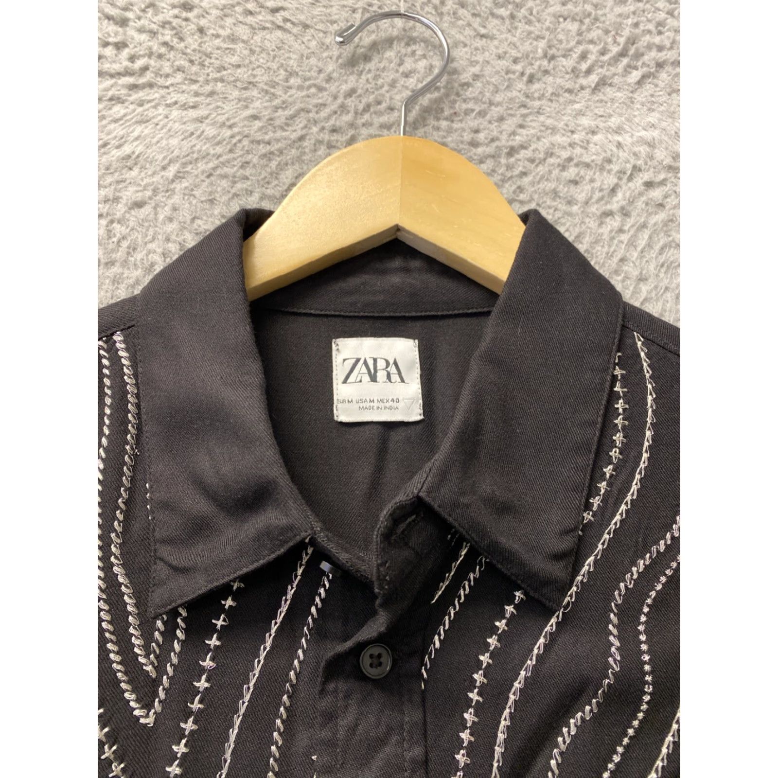 Zara ZARA Man Button Shirt Men’s M Black Crochet Slim Embroidered Metallic Embroidery Button-Up Shirt Mens Size US M / EU 48-50 / 2 - 6 Thumbnail