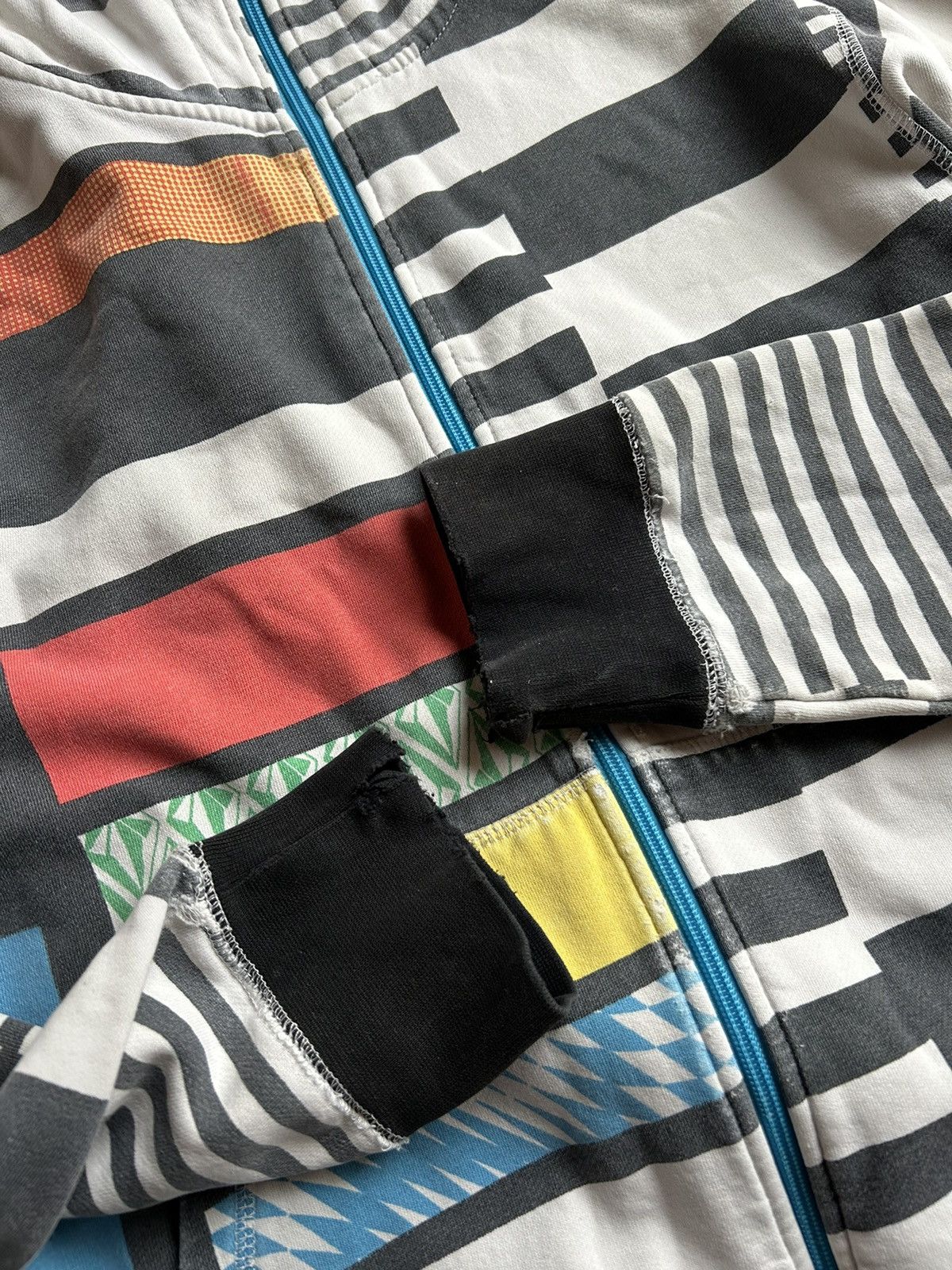 Vintage × Volcom Vintage Volcom full-zip hoodies crazy skate y2k Size US S / EU 44-46 / 1 - 6 Thumbnail