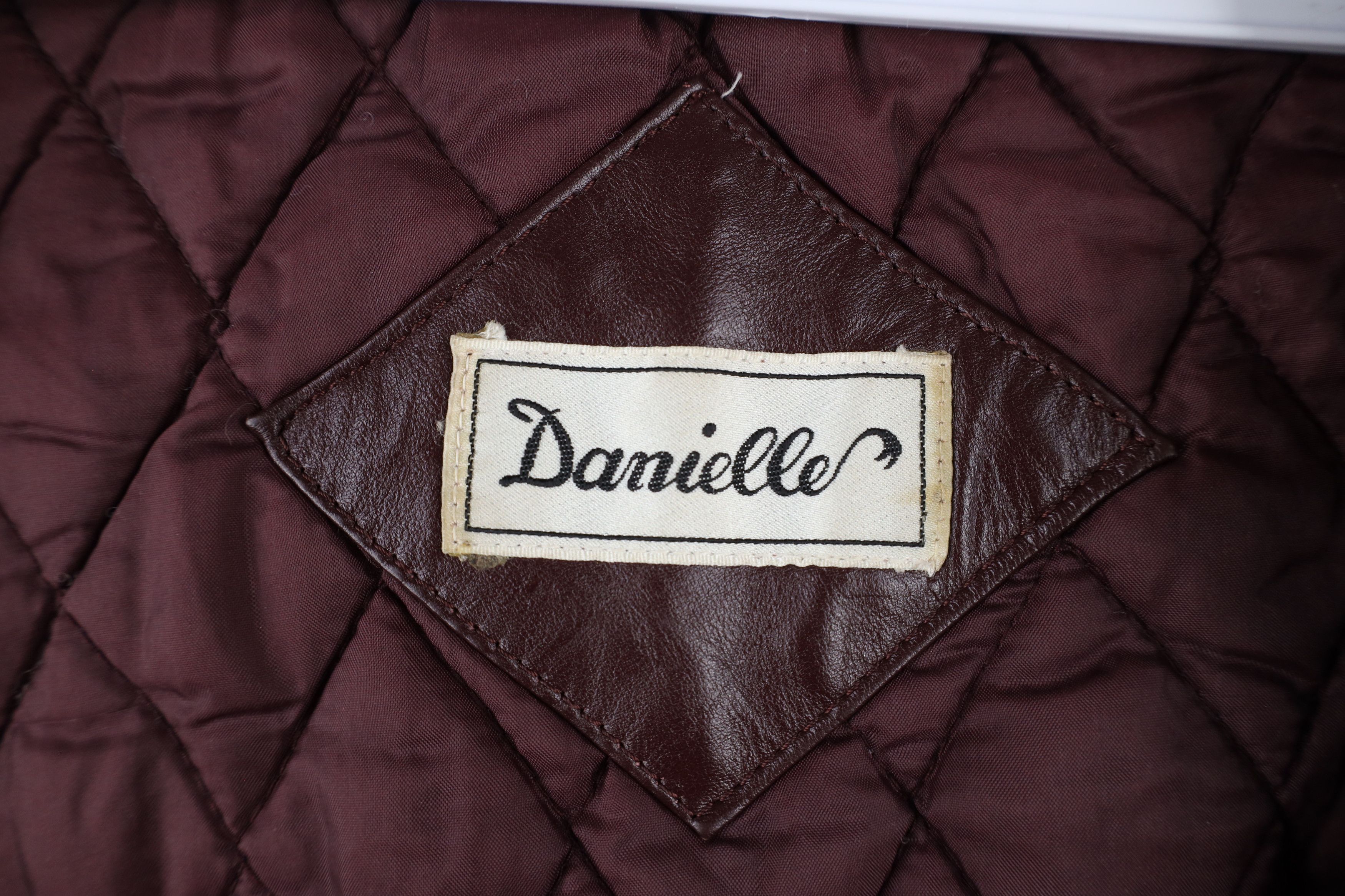 Vintage Vintage 80s 90s Streetwear Buckle Leather Jacket Oxblood Size L / US 10 / IT 46 - 8 Thumbnail
