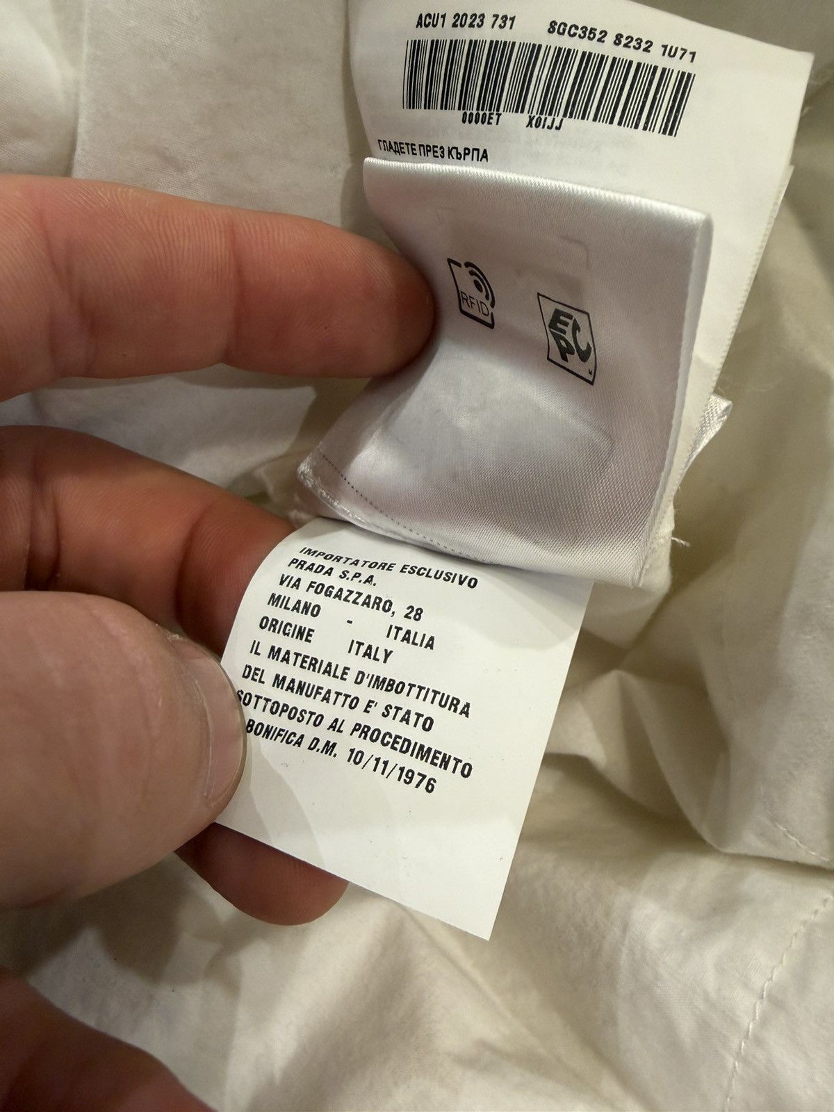 Prada Prada Raf Simons Pillow Vest - White Size US M / EU 48-50 / 2 - 12 Thumbnail