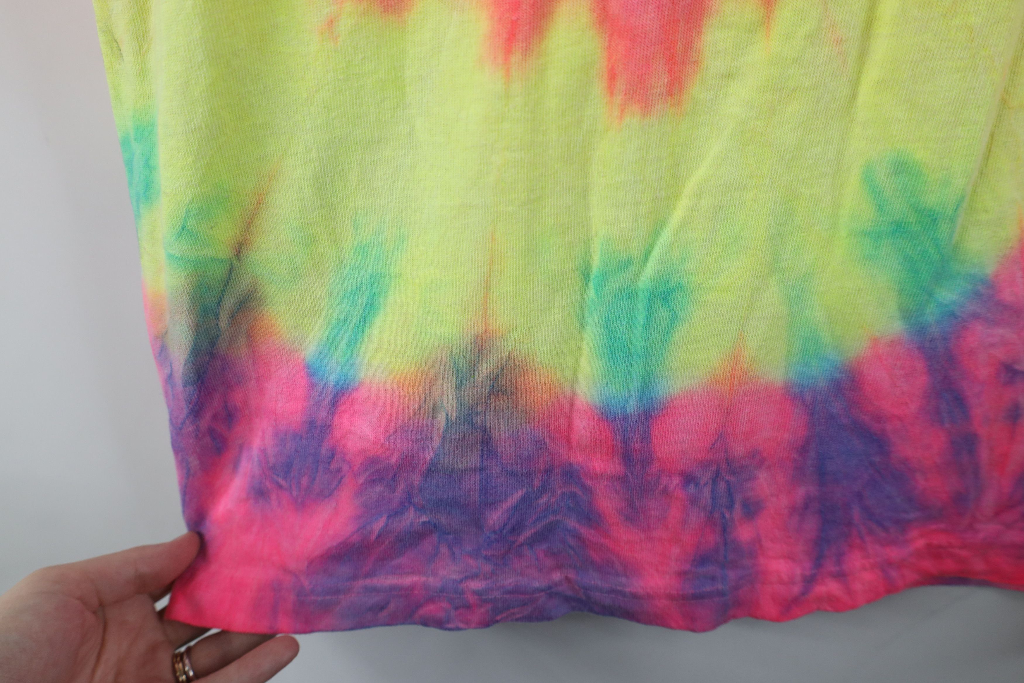 Vintage Vintage 90s Streetwear Tie Dye Swirl Turtleneck T-Shirt USA Size ONE SIZE - 12 Thumbnail