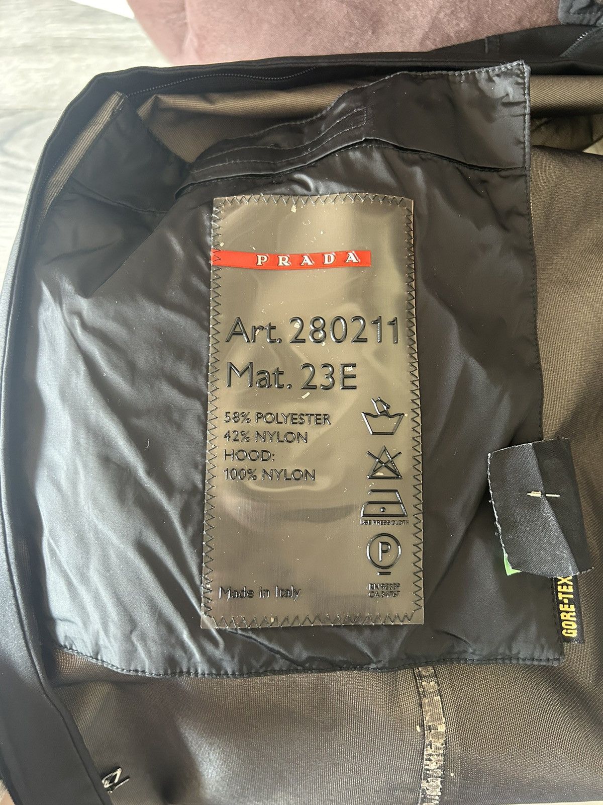 Prada Black Coat Size US S / EU 44-46 / 1 - 9 Thumbnail