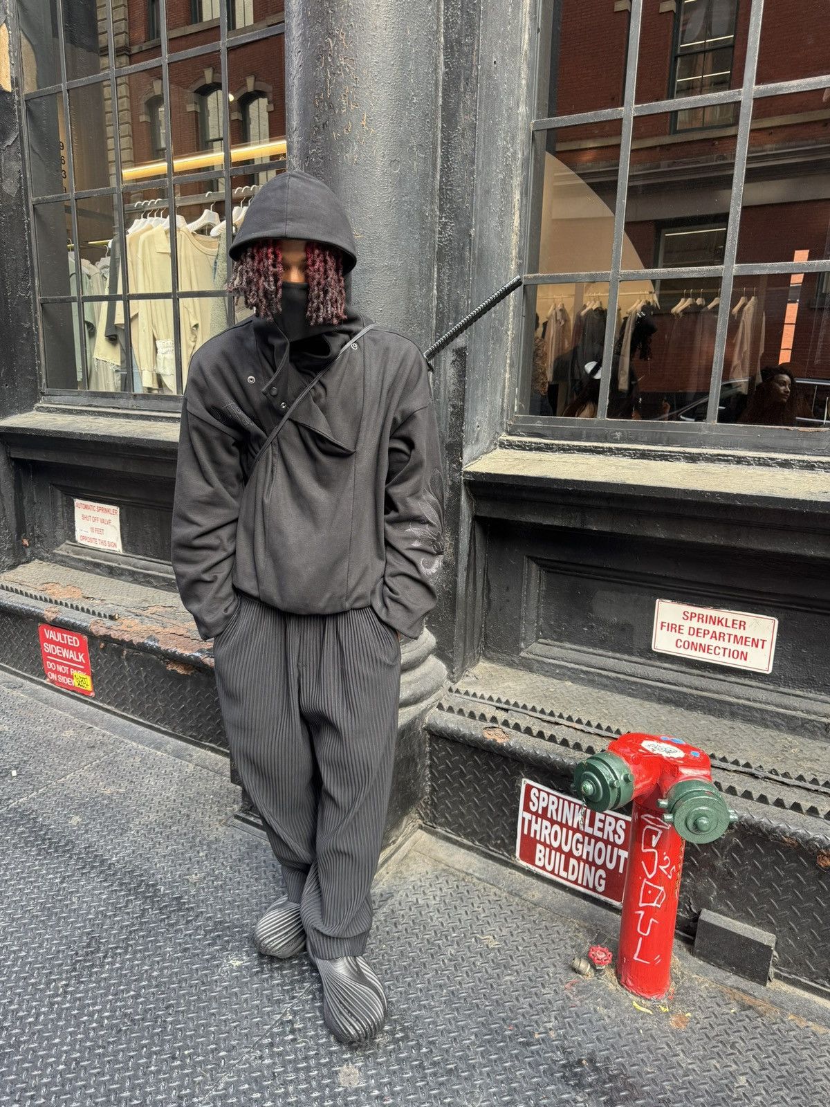 Japanese Brand Yvette Lamónt ‘Experiment 1’ Masked hoodie Size US L / EU 52-54 / 3 - 8 Thumbnail