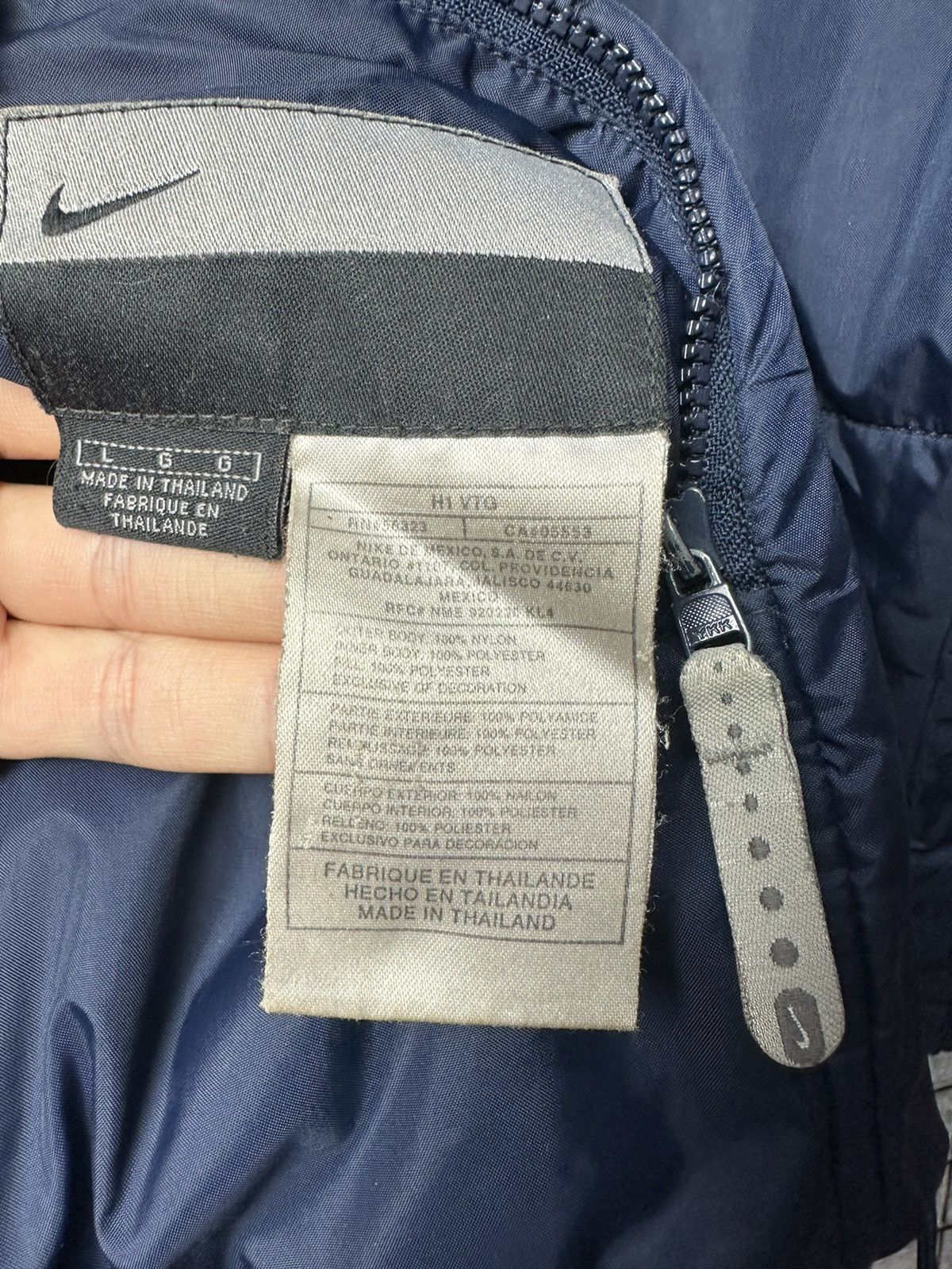 Vintage Nike Reversible All Over Print Swoosh Logo Jacket Size L Size US L / EU 52-54 / 3 - 23 Thumbnail