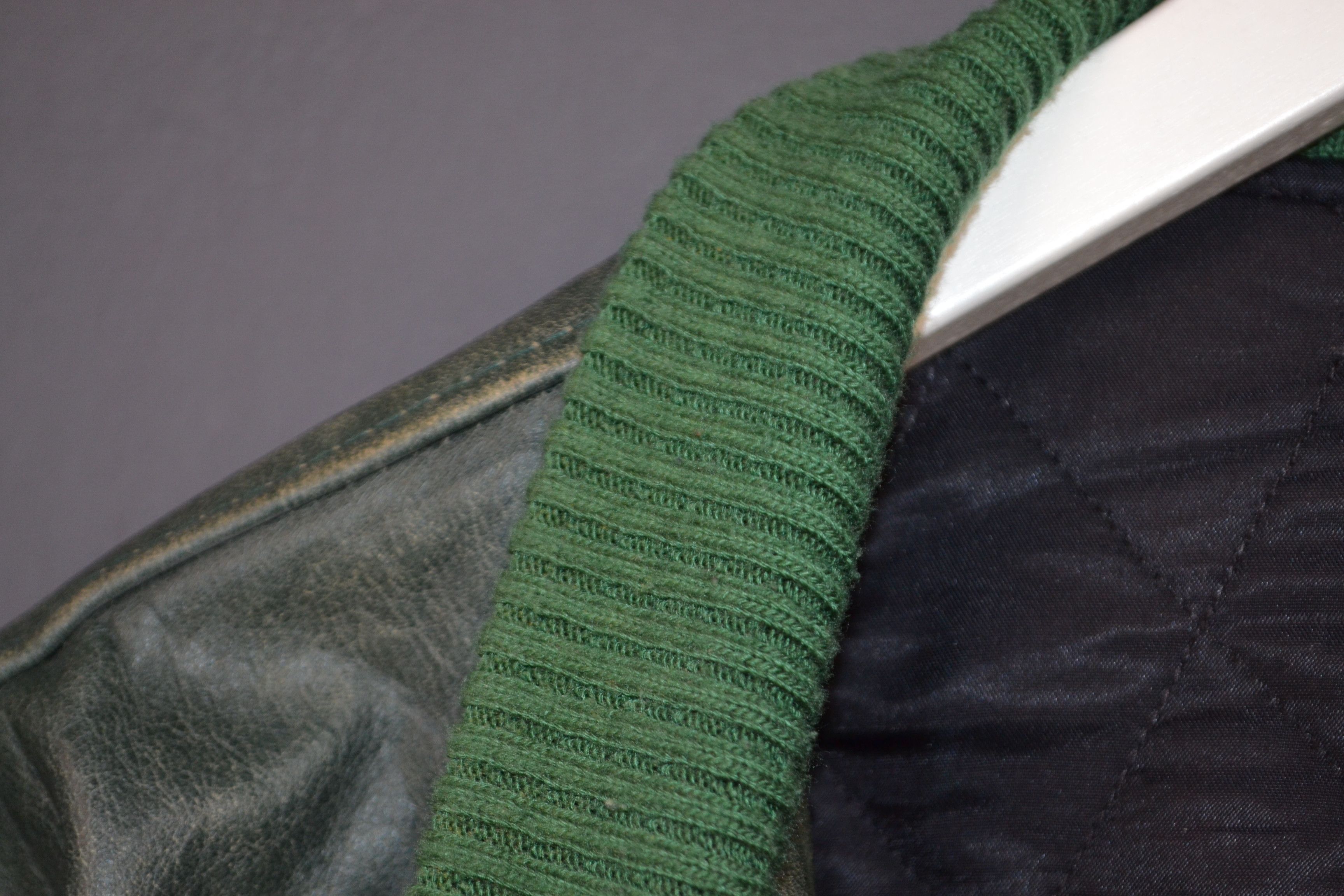 Roots Roots Vintage 90s Green Ford Build Tough Leather Varsity XXL Size US XXL / EU 58 / 5 - 21 Thumbnail