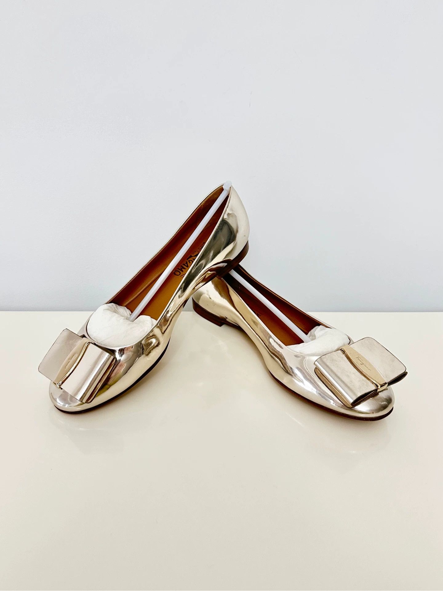 Salvatore Ferragamo Ferragamo Women's Patent Metal Bow Square Buckle Loafer Size US 6 / IT 36 - 4 Thumbnail