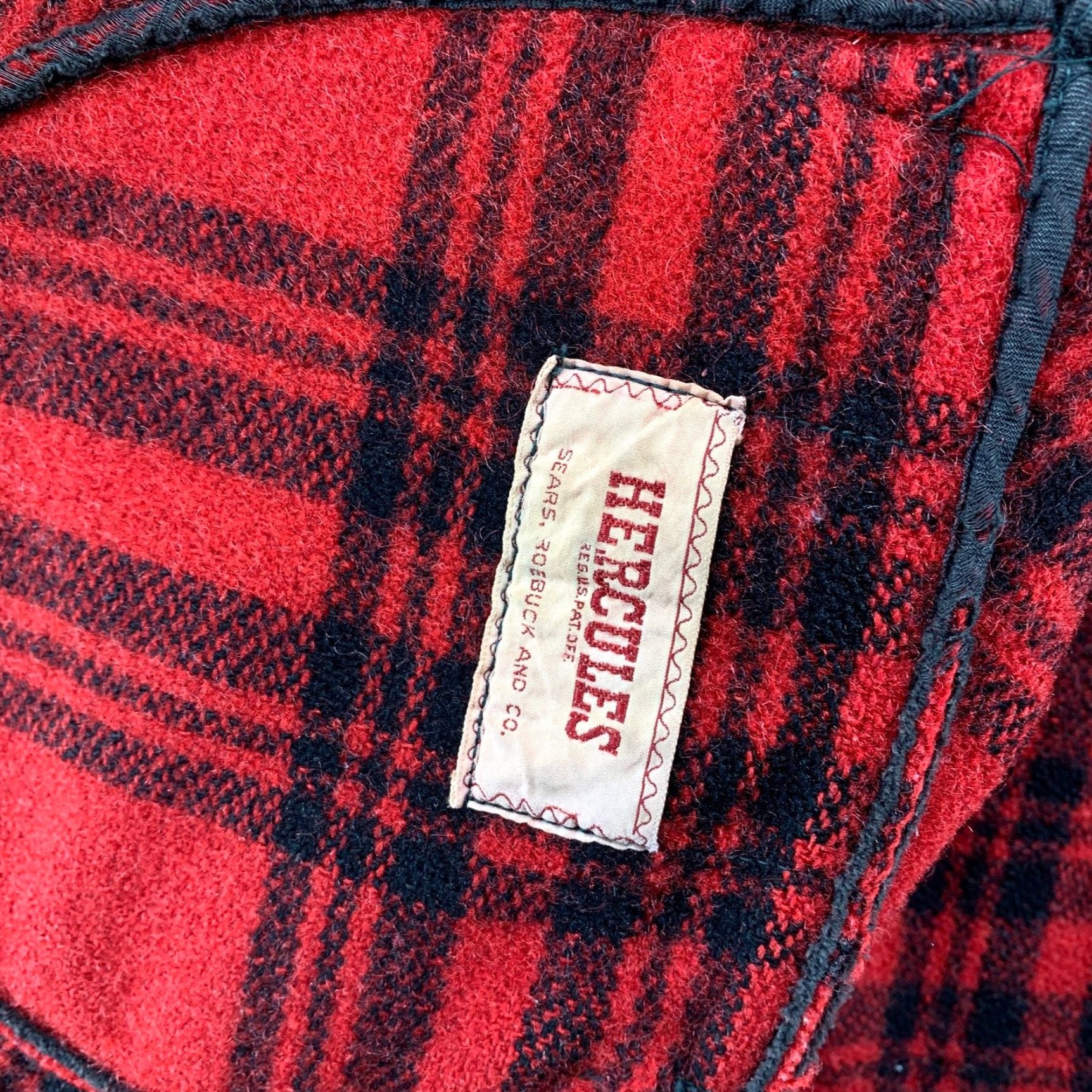 Vintage VINTAGE Hercules Wool Jacket Mens M Red Buffalo Plaid Hunting Western 60s 50s Bomber Jacket Wool Pattern Modern Size US M / EU 48-50 / 2 - 6 Thumbnail