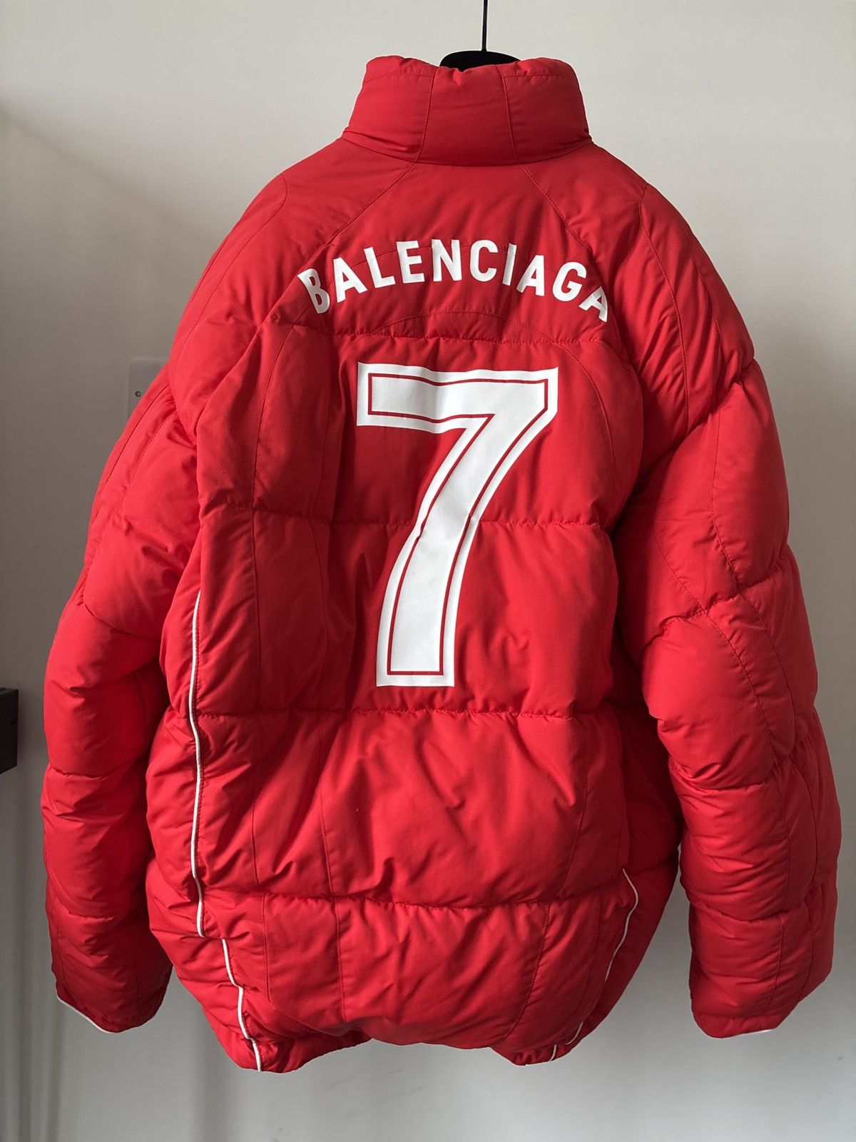 Balenciaga Balenciaga football puffer Size US S / EU 44-46 / 1 - 5 Thumbnail