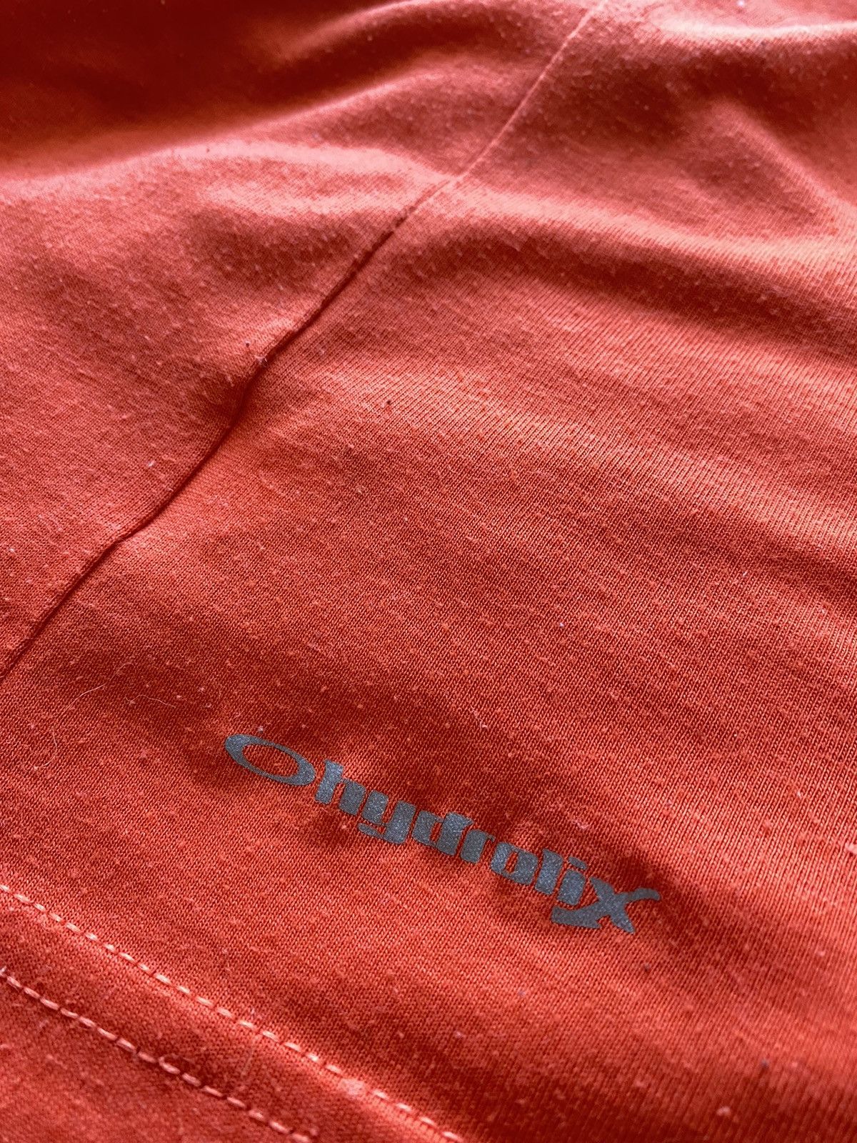 Oakley Oakley Software regular fit vintage t shirt y2k Size US XL / EU 56 / 4 - 5 Thumbnail