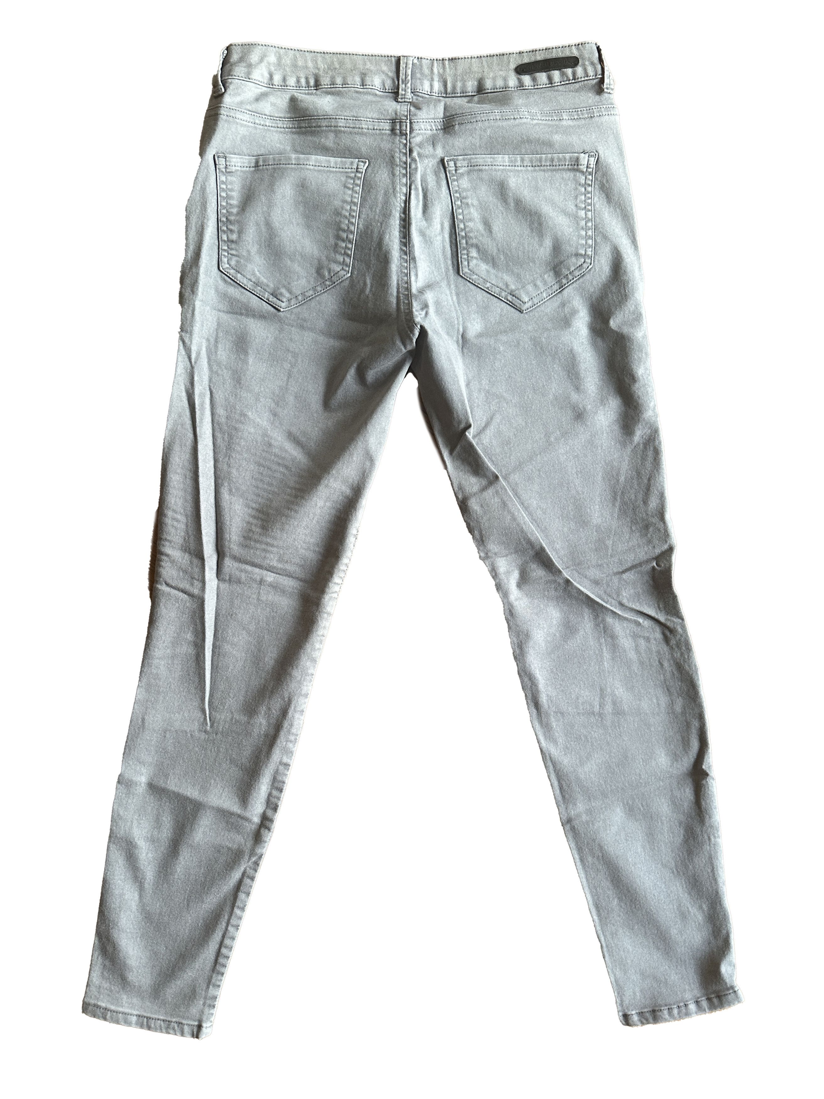 Zara Zara Gray denim skinny jeans w/distressed rigid knee & zips Size 30" / US 8 / IT 44 - 2 Thumbnail