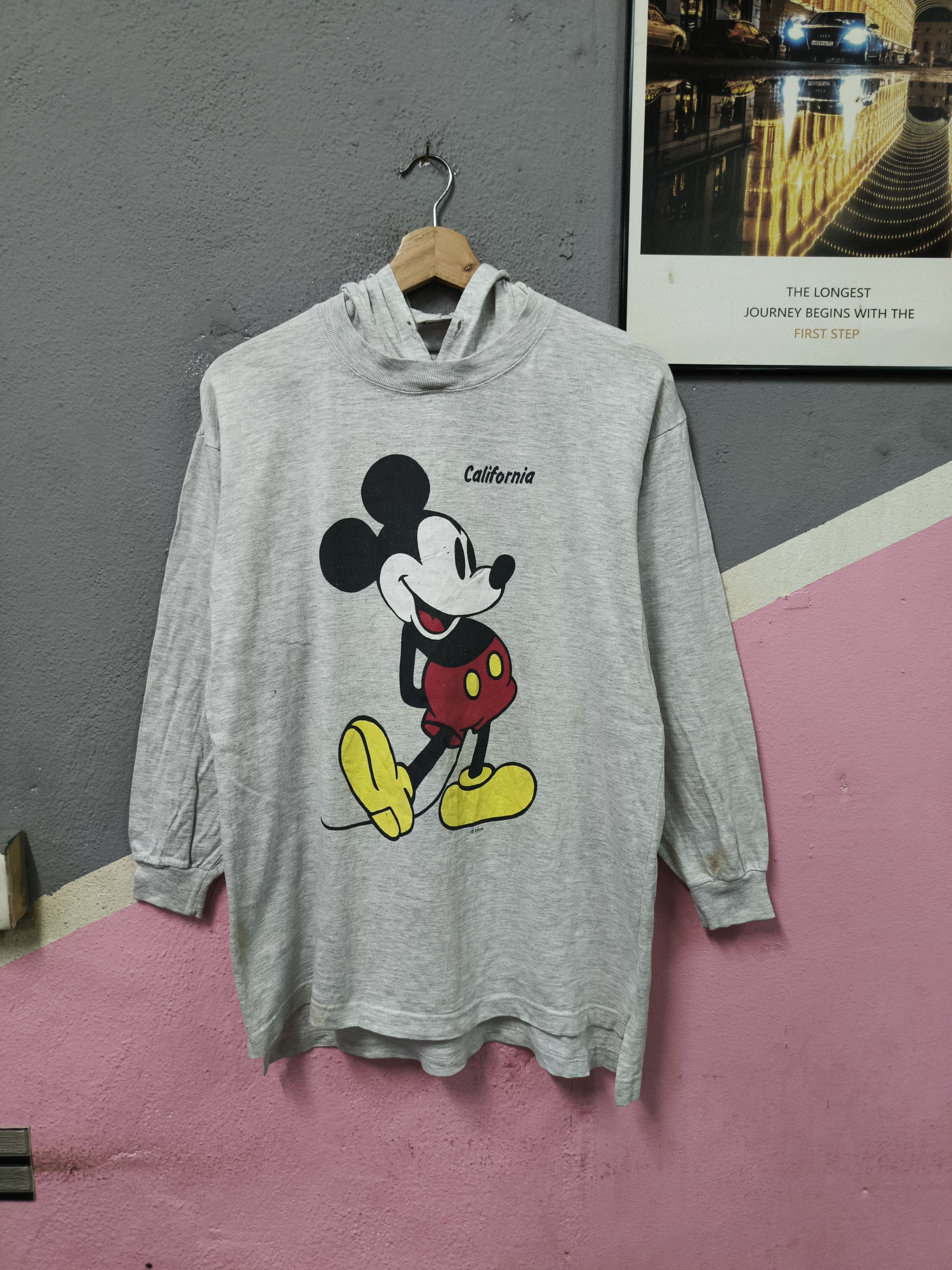 Mickey Mouse Vintage Walt Disney Mickey Mouse T-shirt With Hood Size US S / EU 44-46 / 1 - 1 Thumbnail