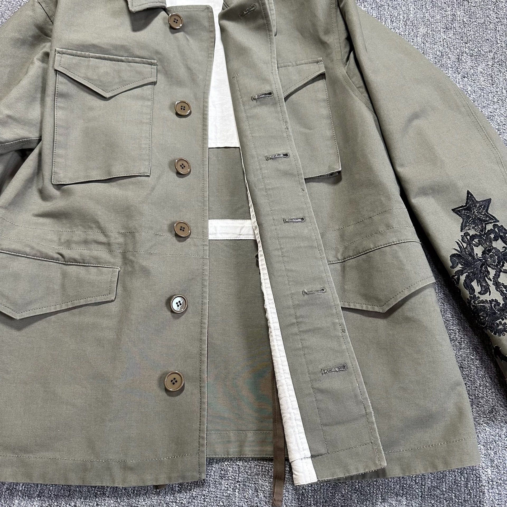 Alexander McQueen olive green embroidered military jacket Size US L / EU 52-54 / 3 - 3 Thumbnail