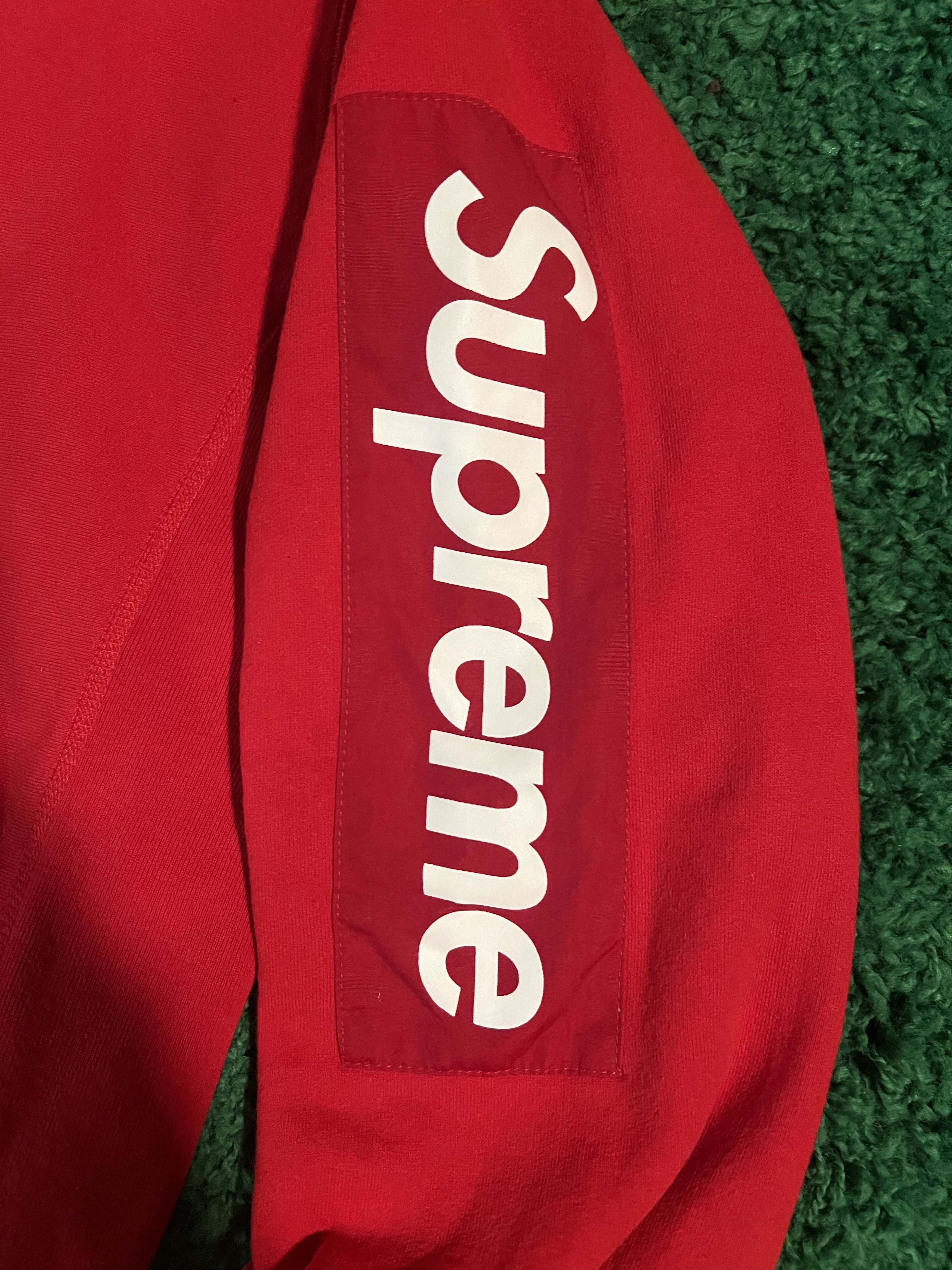 Supreme Supreme Sleeve Patch Hooded Sweatshirt Large Red Size US L / EU 52-54 / 3 - 2 Thumbnail