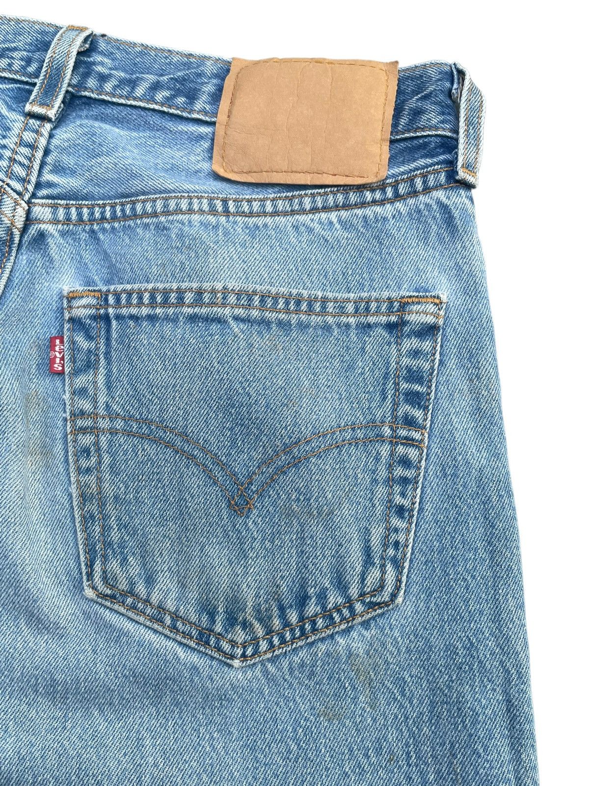 Levi's Vintage 1999 Levis 501 e Usa Painted Design Size US 30 / EU 46 - 13 Thumbnail