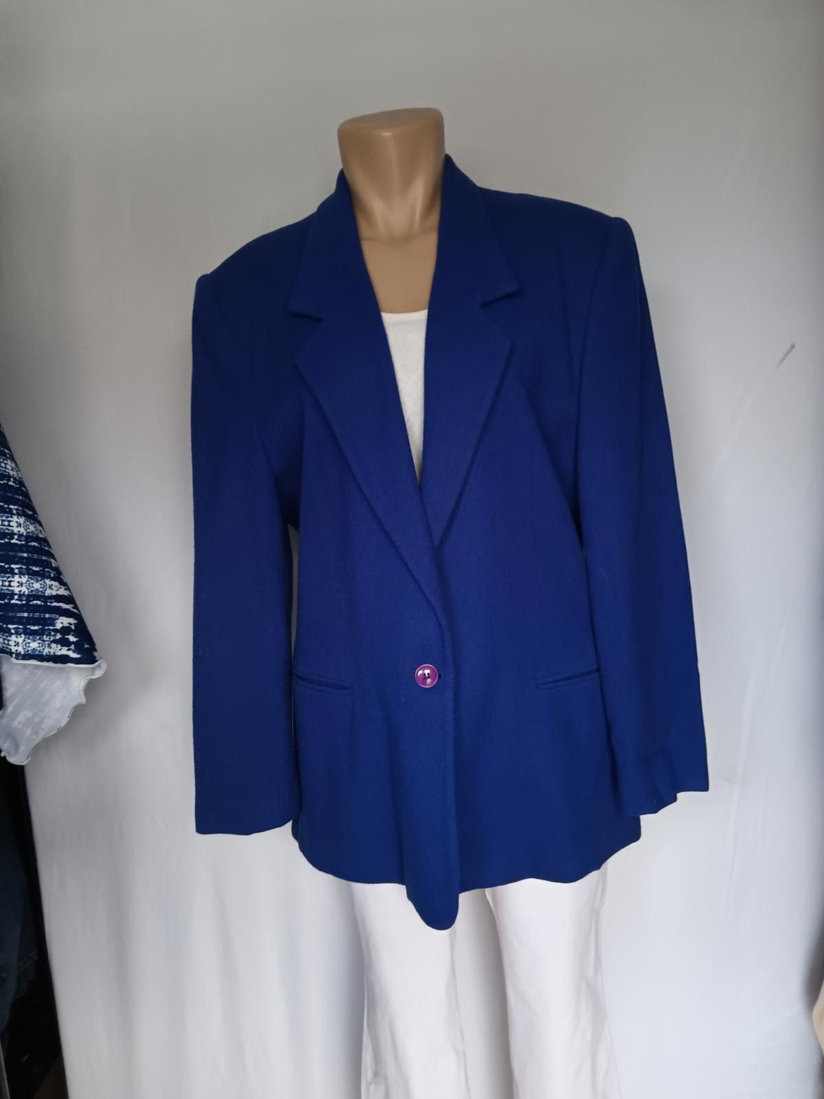 Designer Stylish Blue Blazer by Cross Country Fashion Size M / US 6-8 / IT 42-44 - 1 Thumbnail