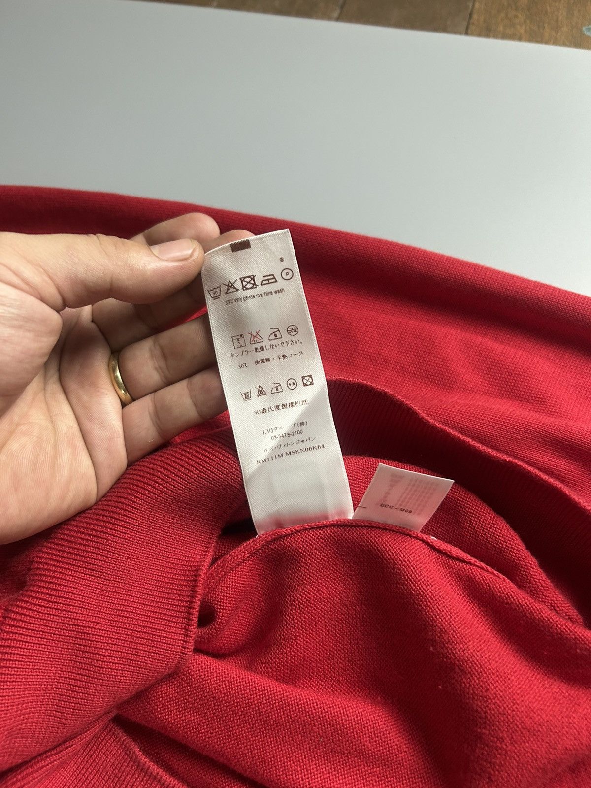 Louis Vuitton Louis Vuitton ‘LV’ Sweater Size US L / EU 52-54 / 3 - 5 Thumbnail