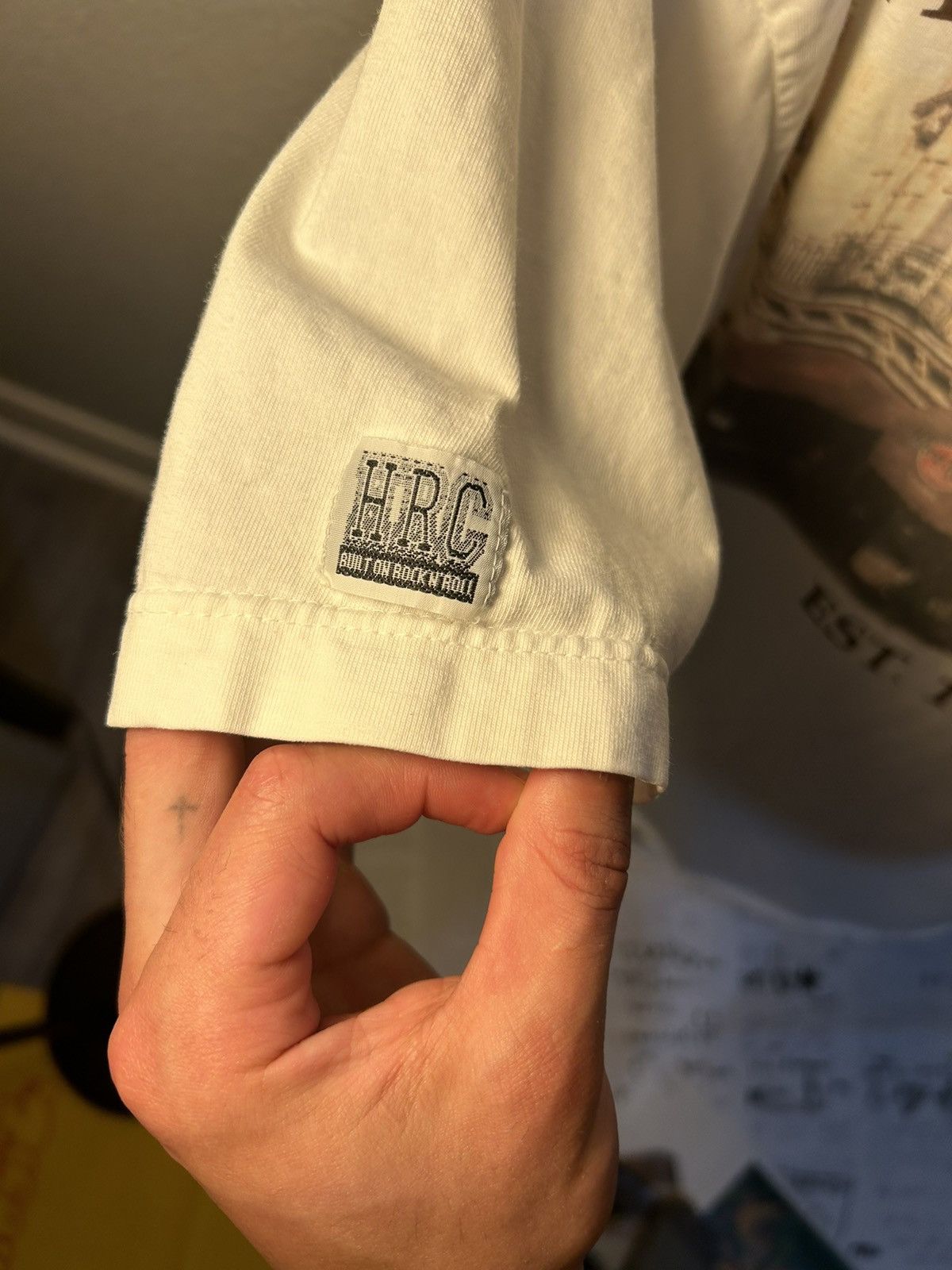 Hard Rock Cafe × Vintage Vintage 90s Hard Rock Cafe London Heavyweight T-Shirt Size US XL / EU 56 / 4 - 3 Thumbnail