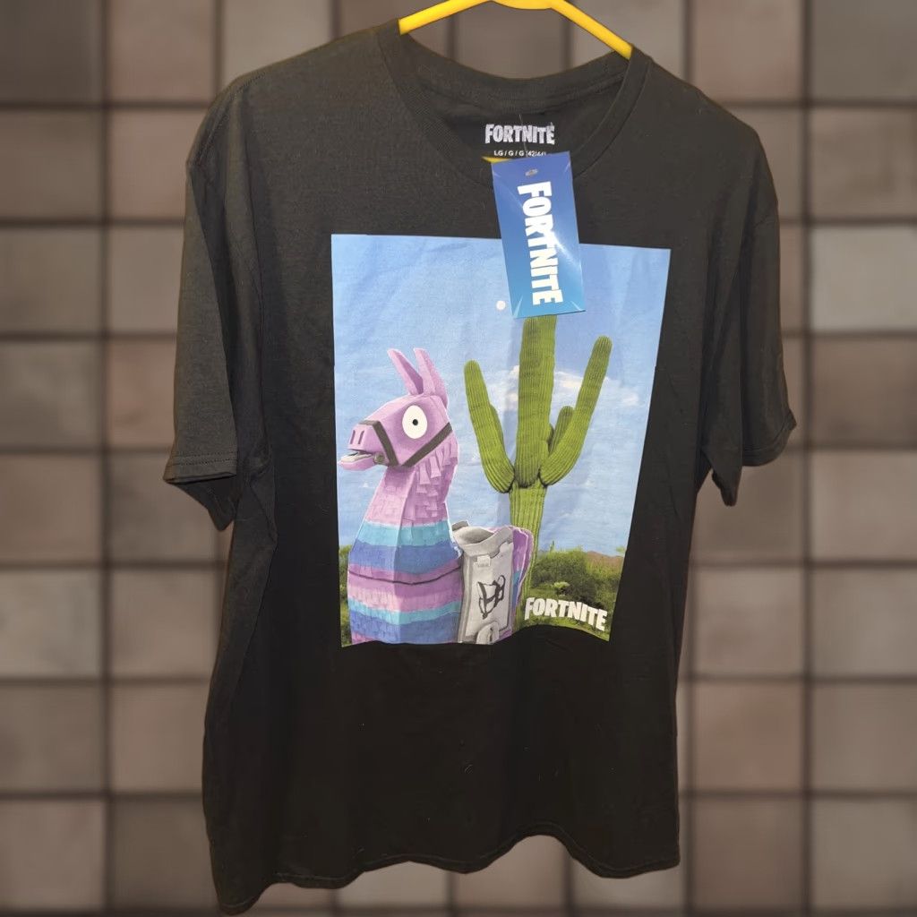 Vintage Fortnite T-Shirt Men Large Black Crew Neck Logo Graphic Video Games NWT Size US L / EU 52-54 / 3 - 1 Thumbnail