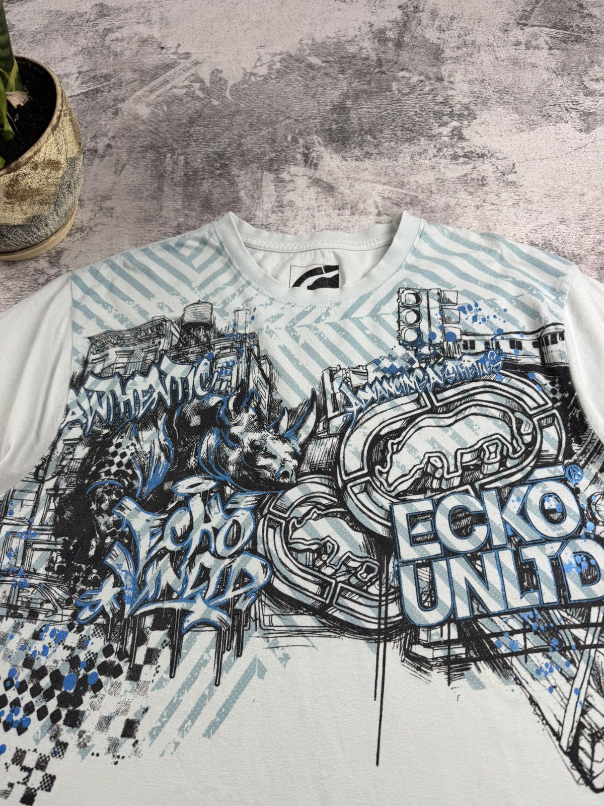 Ecko Unltd. Vintage Ecko Unltd Skate Rap USA Flag Hip Hop Rap Blue Skull Y2K T Shirt Tee Size US XL / EU 56 / 4 - 8 Thumbnail