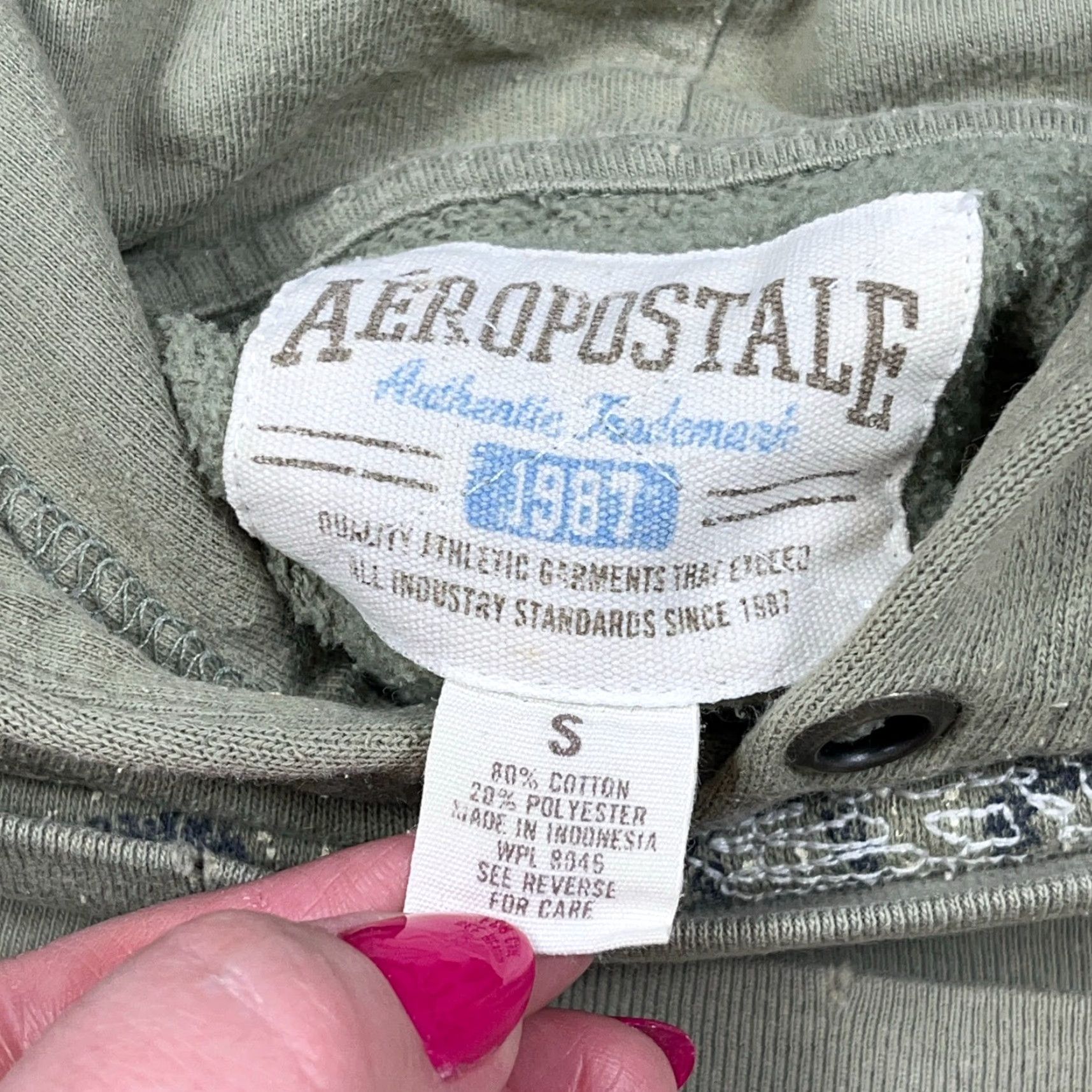 Aeropostale VINTAGE Aeropostale Hoodie Men S Green Sweatshirt 2000s Grunge Faded Logo Hooded Graphic Print 87 Size US S / EU 44-46 / 1 - 3 Thumbnail