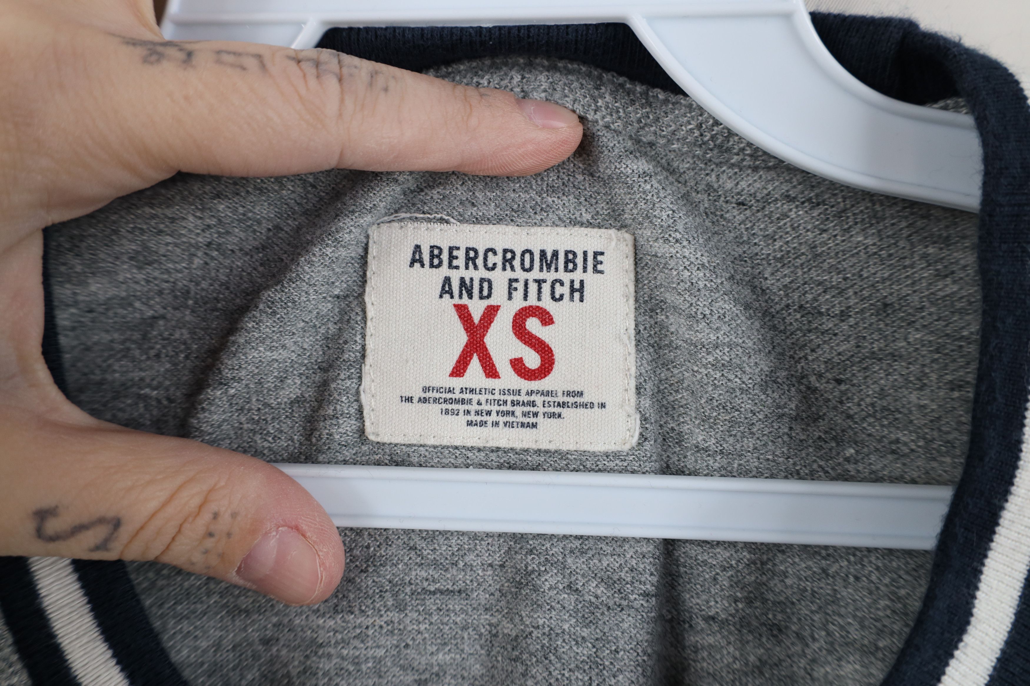 Abercrombie & Fitch Vintage 90s Y2K Abercrombie & Fitch Knit Long Sleeve T-Shirt Size US XS / EU 42 / 0 - 6 Thumbnail