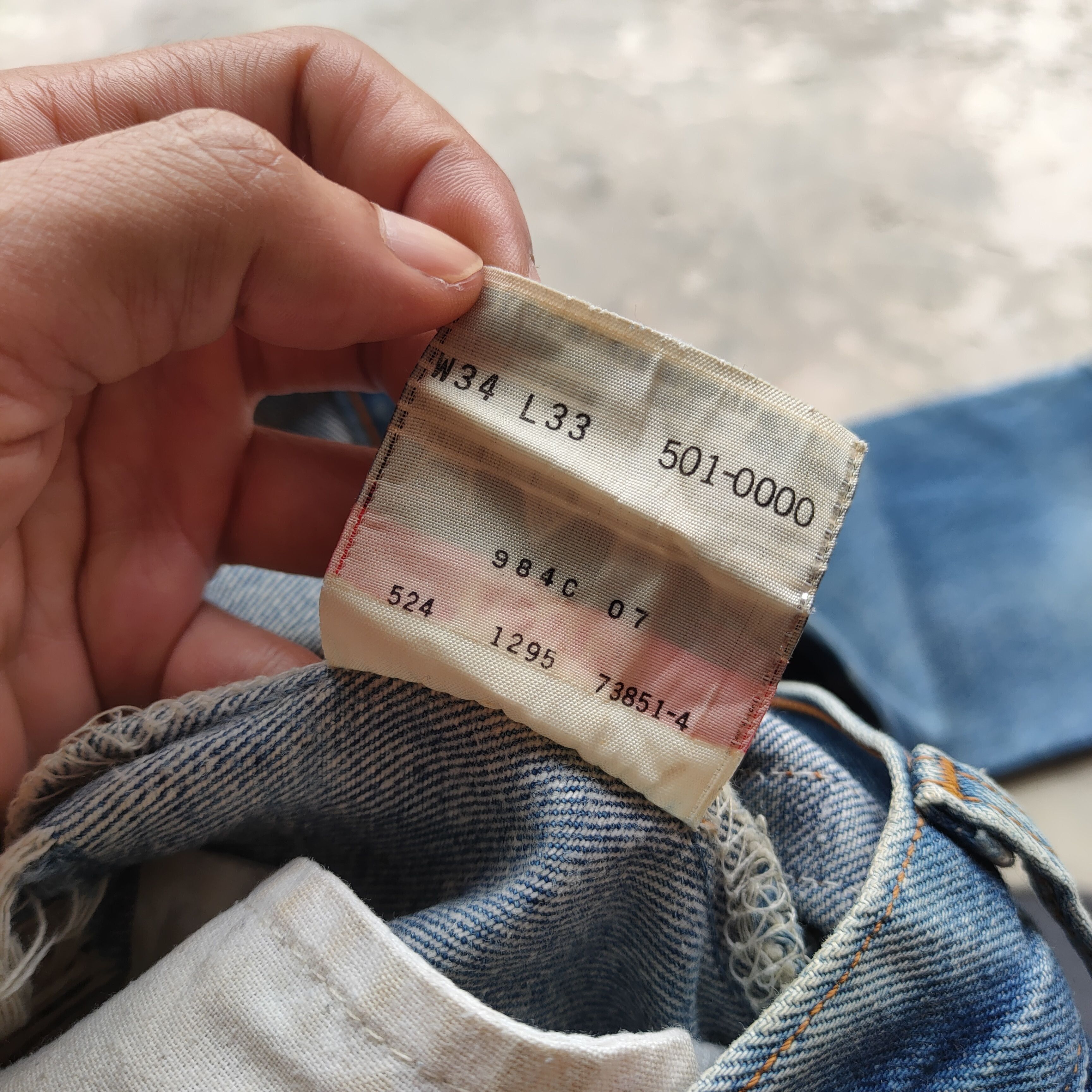 Levi's Vintage Clothing # VINTAGE LEVI'S 501 USA 95' FADED RIPPED JEAN PANTS Size US 32 / EU 48 - 13 Thumbnail