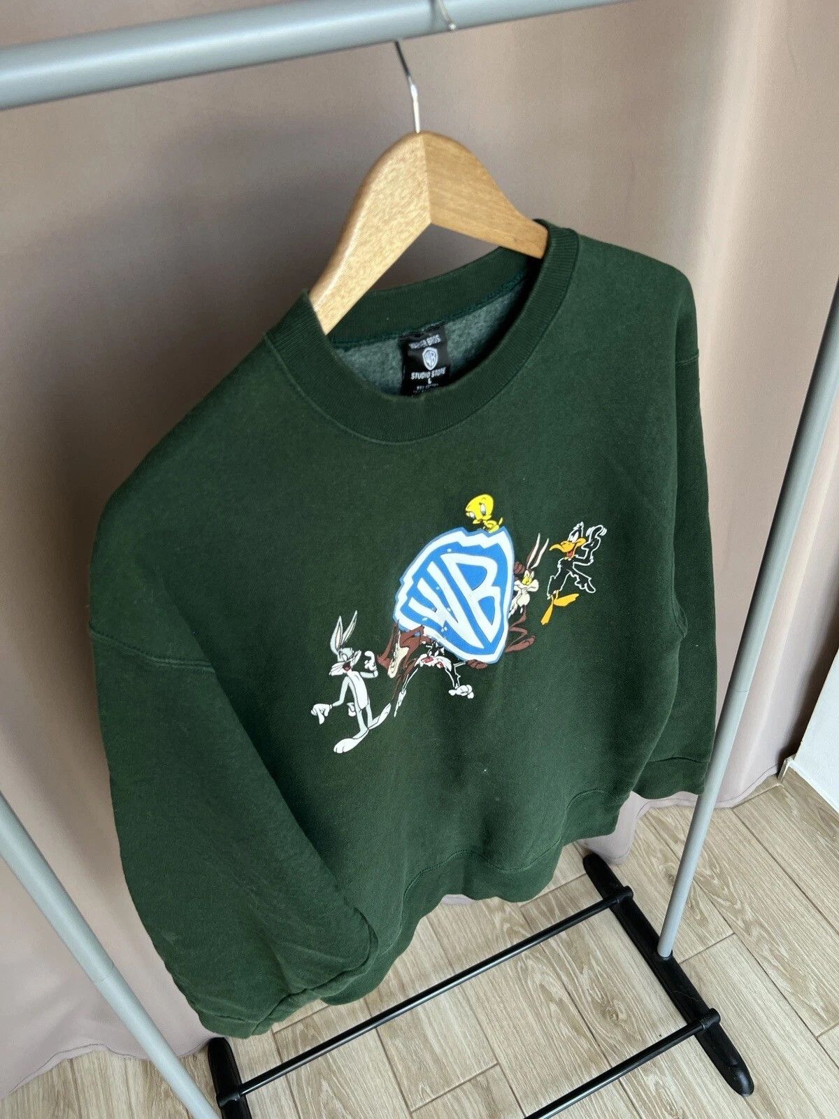 Warner Bros Warner Bros Looney Tunes Sweatshirt Mens Size L Vintage Size US L / EU 52-54 / 3 - 5 Thumbnail