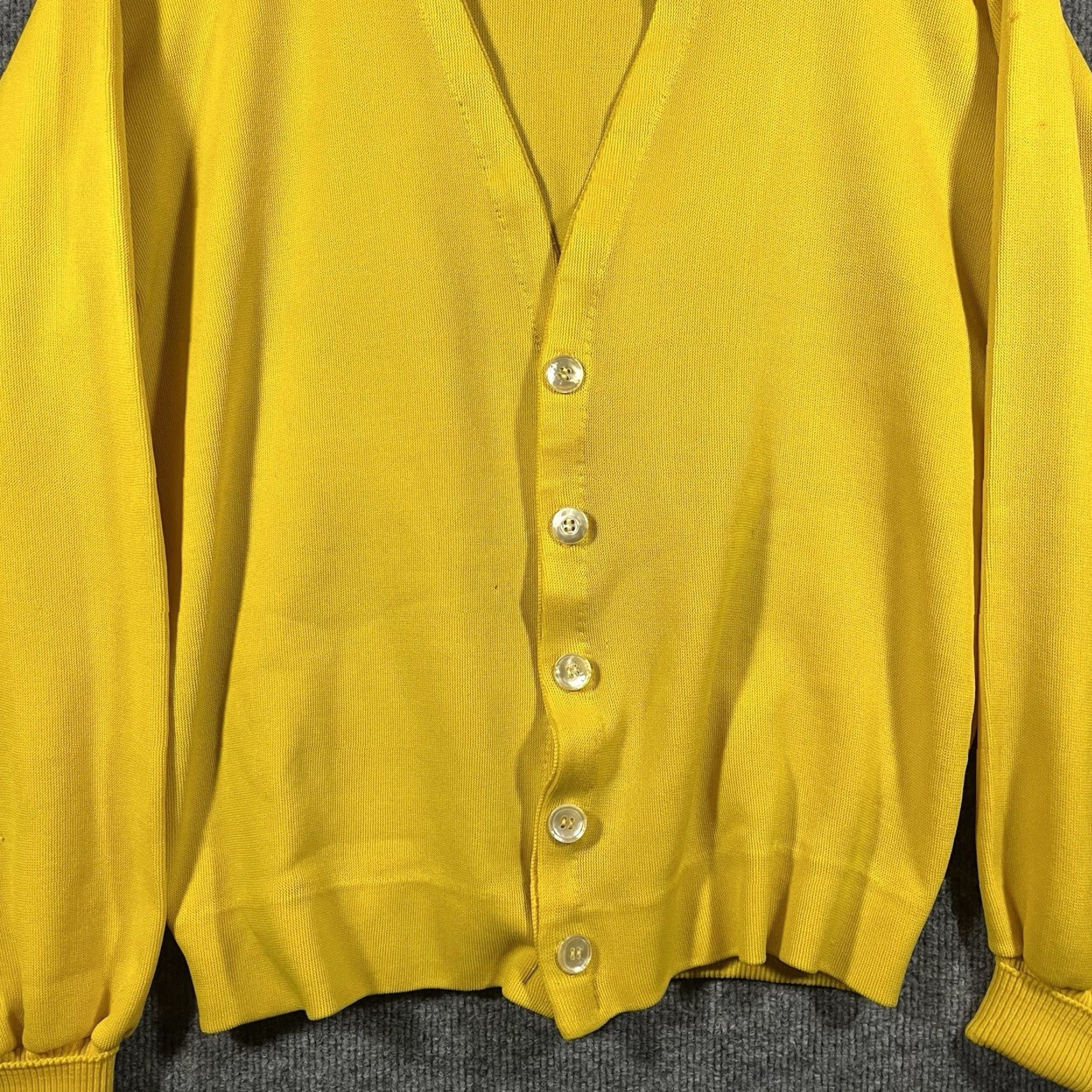 Vintage VINTAGE Donegal Cardigan Sweater 60s 70s Mustard Yellow 5 button Size Large Size US L / EU 52-54 / 3 - 3 Thumbnail