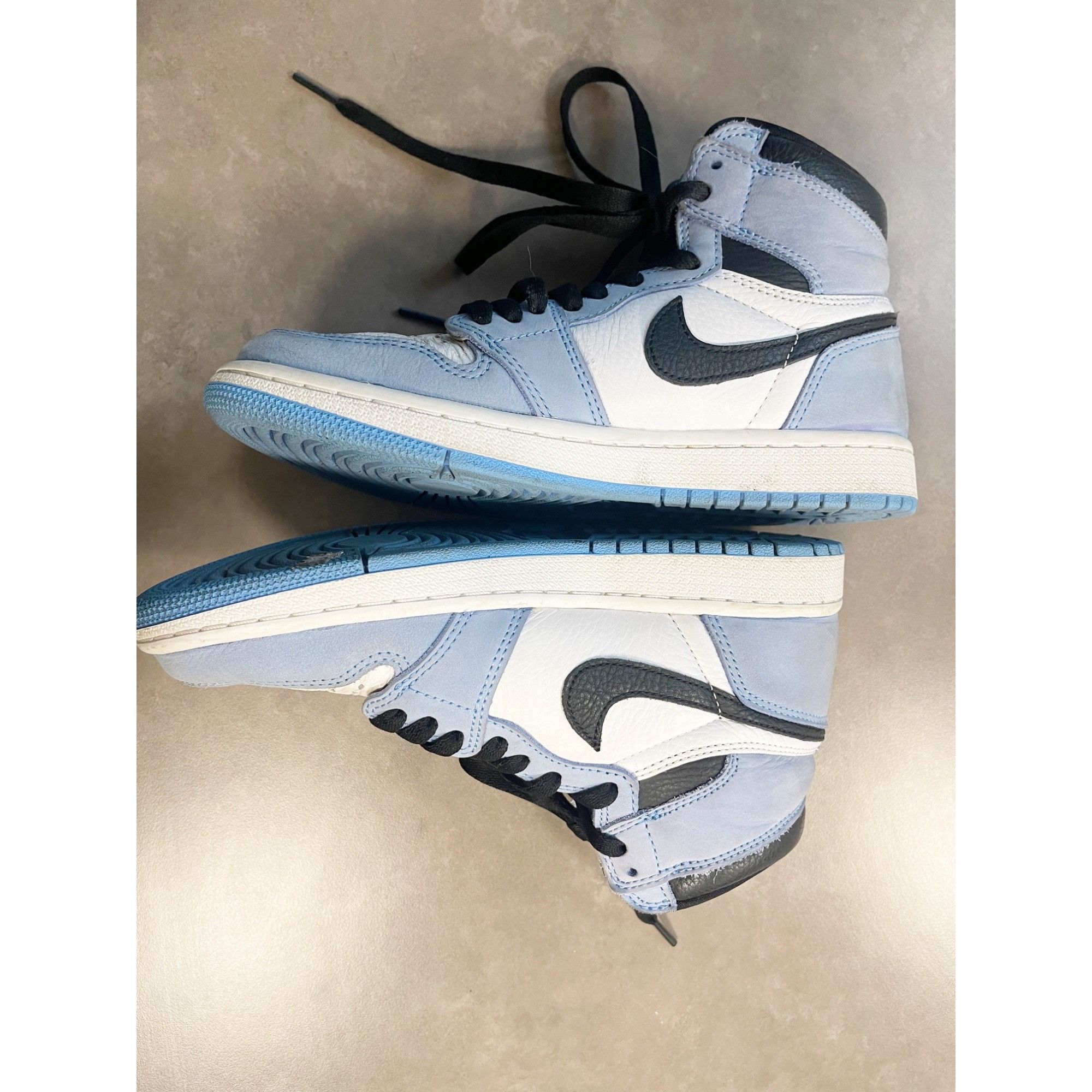 Nike Nike Air Jordan 1 High Top Leather Sneaker University Blue Size US 8 / IT 38 - 5 Thumbnail