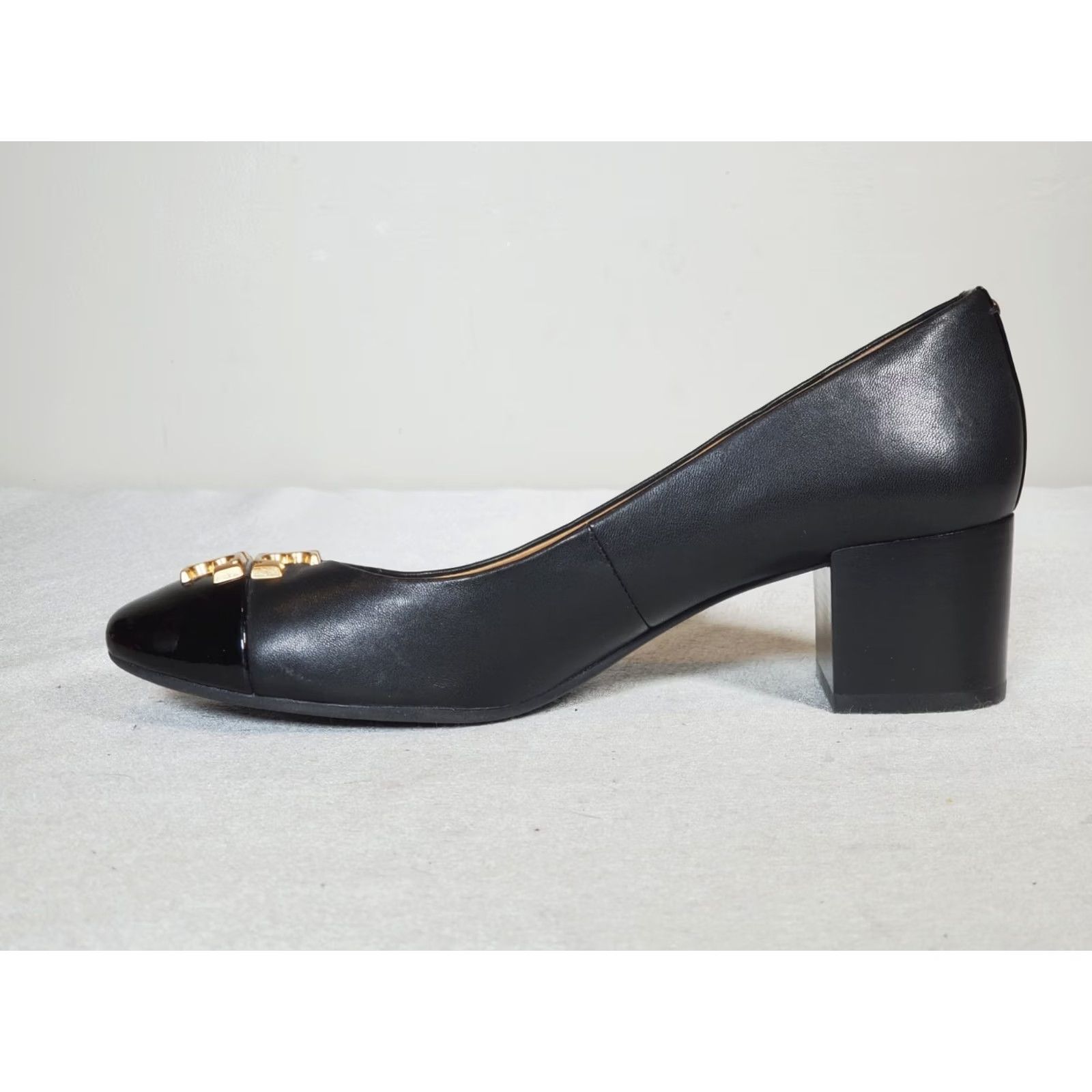 Tory Burch Tory Burch Everly Patent Cap Toe Pumps Black Leather Gold Logo Women’s US 7 M Size ONE SIZE - 4 Thumbnail