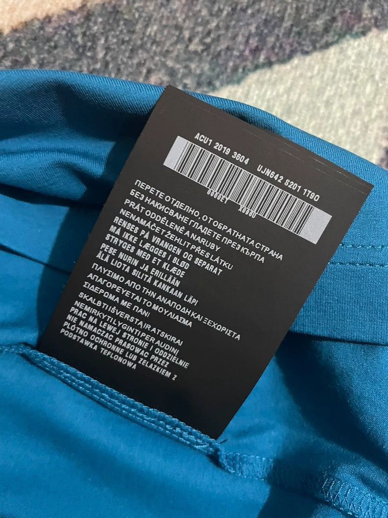 Prada PRADA Men's Blue Short Sleeve Shirt-2506 Size US M / EU 48-50 / 2 - 7 Thumbnail
