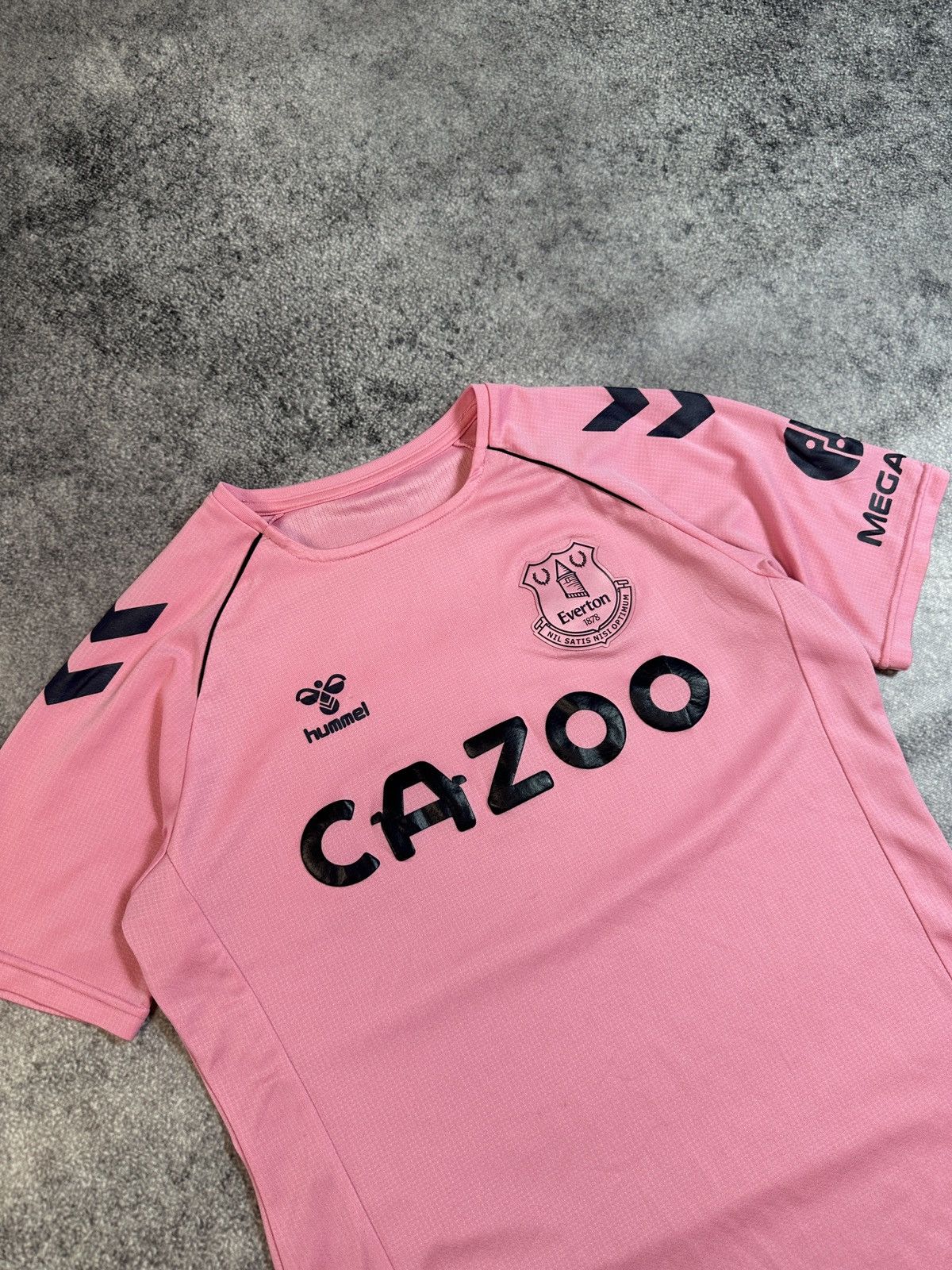 Hummel × Vintage Hummel Everton Soccer Jersey Pink Blokecore Rare Style S Size US S / EU 44-46 / 1 - 2 Thumbnail