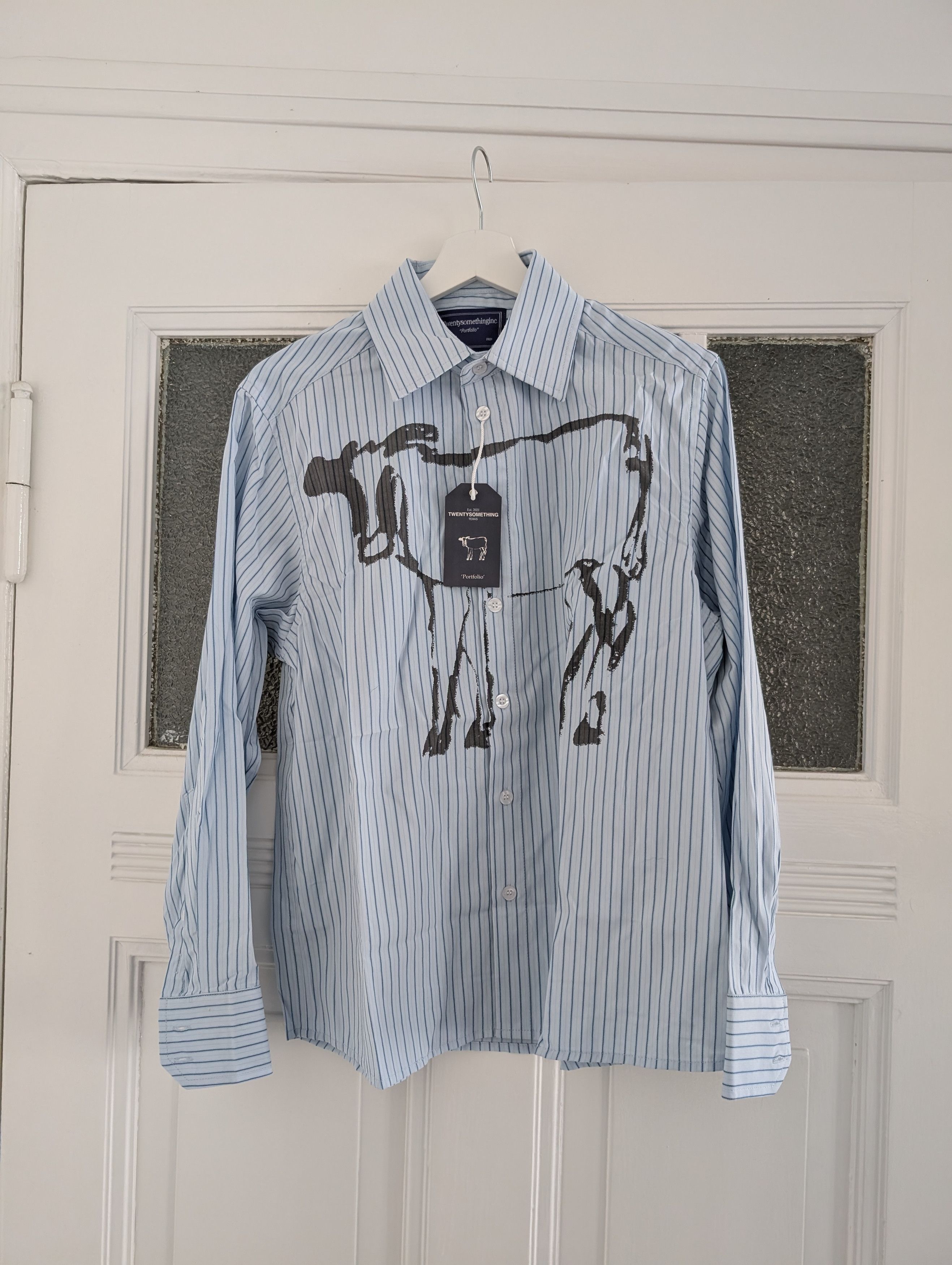 Junorinse/Twentysomething Inc. Blue Cow Button Up