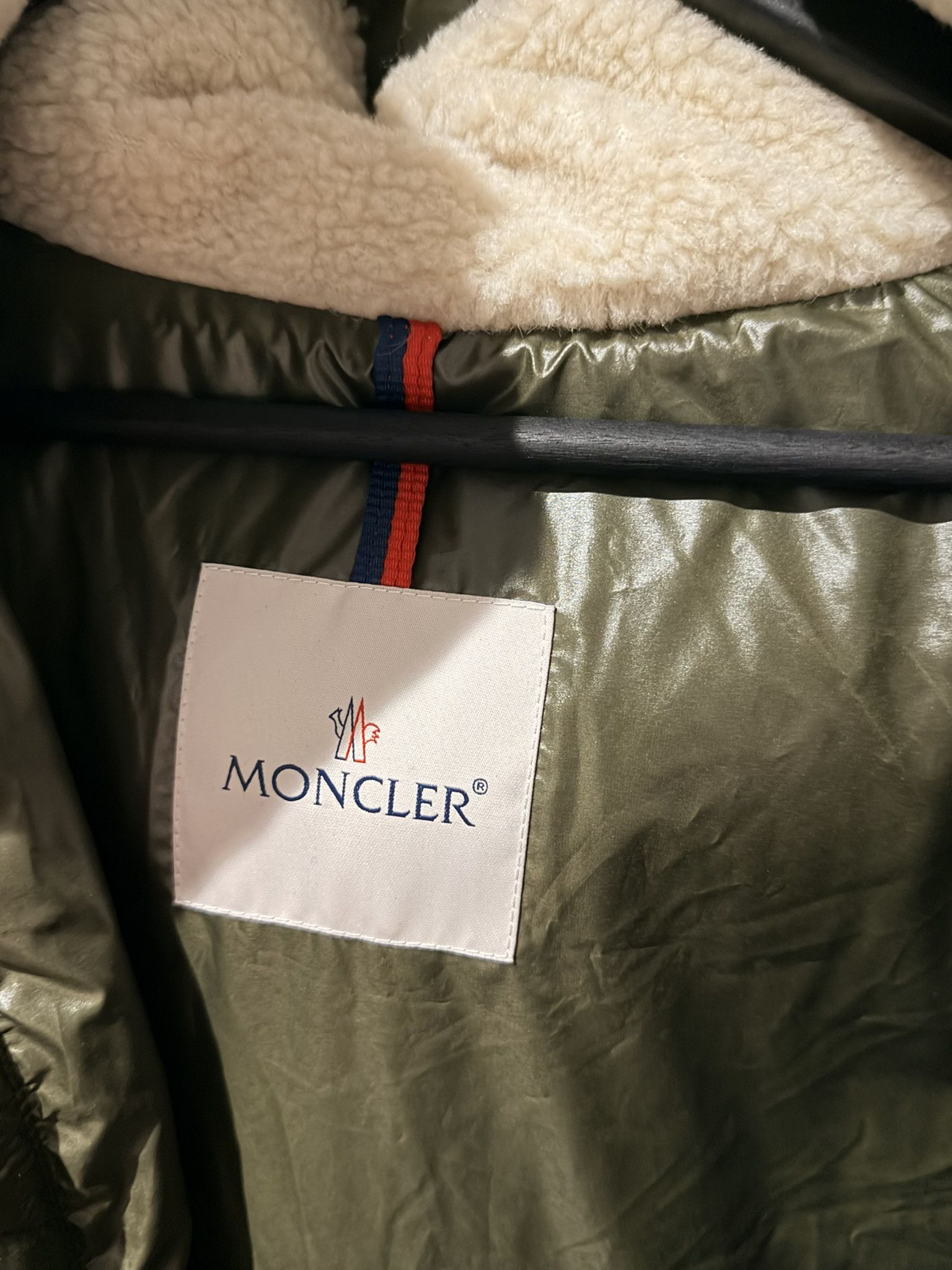 Moncler Bayuda Short Down Jacket Olive Multi Size US XL / EU 56 / 4 - 3 Thumbnail