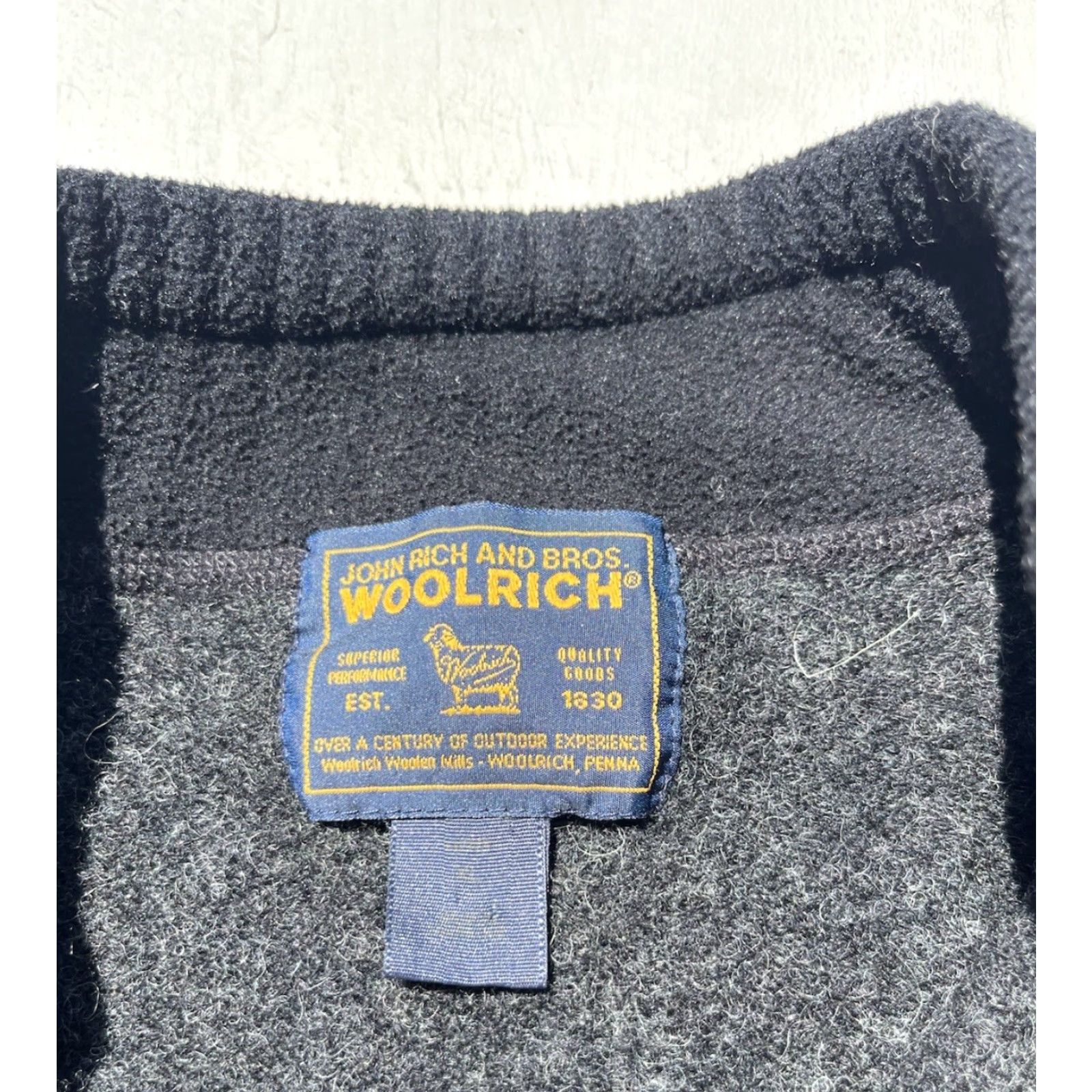 Vintage Woolrich Sweater Black XL Pullover Wool Baselayer 1/4 Zip Open Knit Woolrich Logo 80s 90s Outdoor Hiking Men’s Mens Regular Fit Size US XL / EU 56 / 4 - 3 Thumbnail