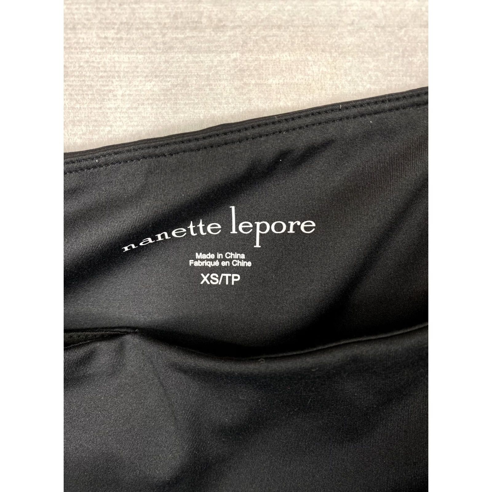 Nanette Lepore Nanette Lepore Leggings Womens XS Black Pleated Leg Skinny Pocket Workout Run Pants Size 26" / US 2 / IT 38 - 2 Thumbnail
