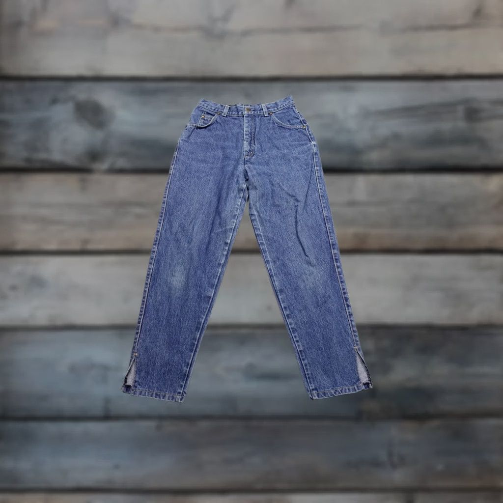 Levi's VINTAGE Levi's Jeans Womens 26x26 Blue Dark Wash Tapered Fit USA 90s Hipster Denim 5-Pocket Womens Jeans Size 26" / US 2 / IT 38 - 1 Thumbnail
