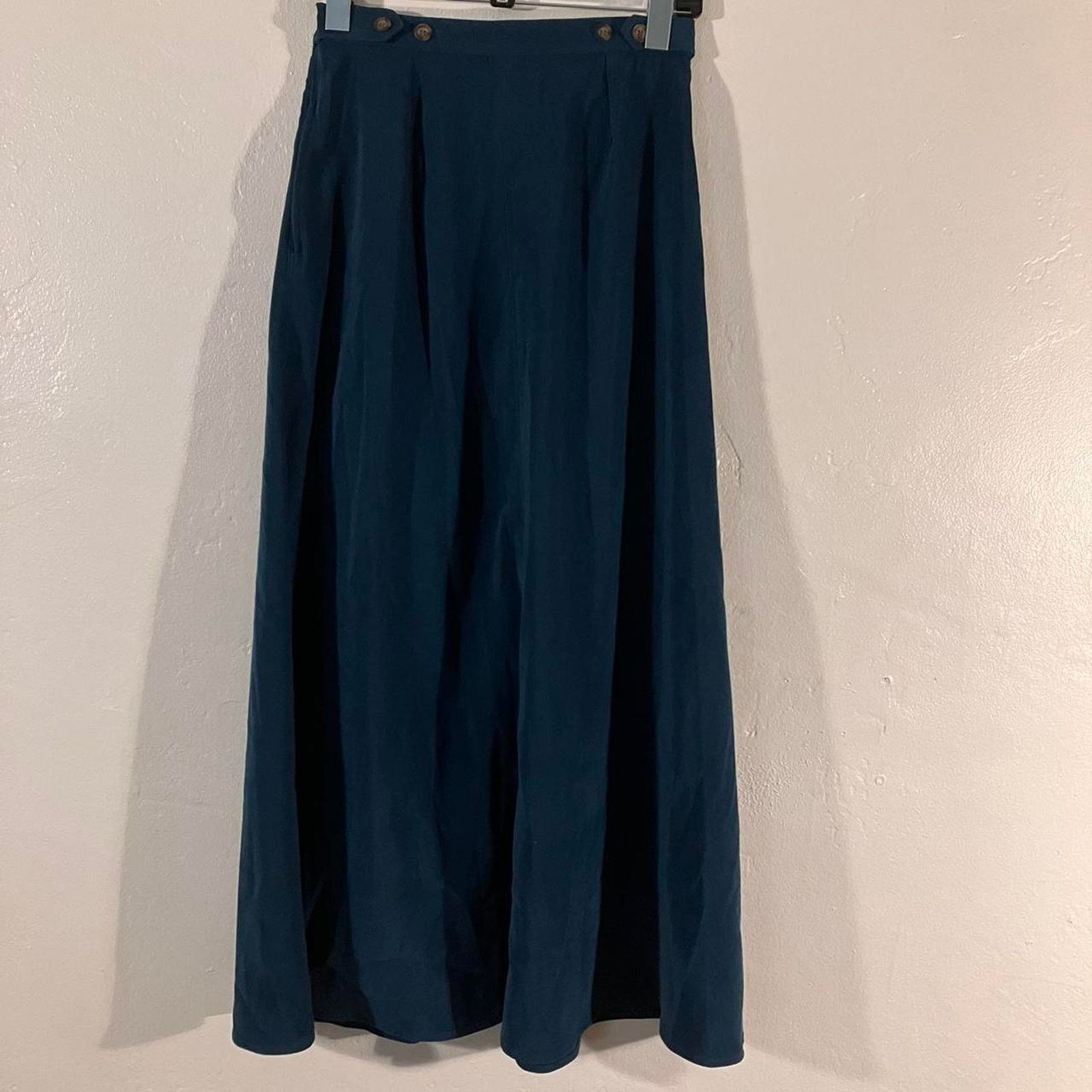 Other Karen Scott Green Satin Long Midi Skirt with Pockets Size 27" / US 4 / IT 40 - 1 Thumbnail