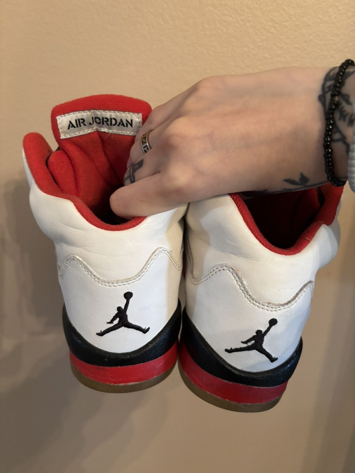 Jordan Brand Air Jordan 5 Retro GS 'Fire Red' 2006 Size US 5 / EU 37 - 4 Thumbnail
