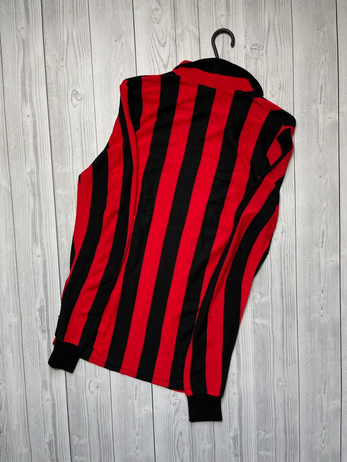 Vintage Vintage AC Milan retro jersey size Xs-S striped long sleeve Size US XS / EU 42 / 0 - 6 Thumbnail