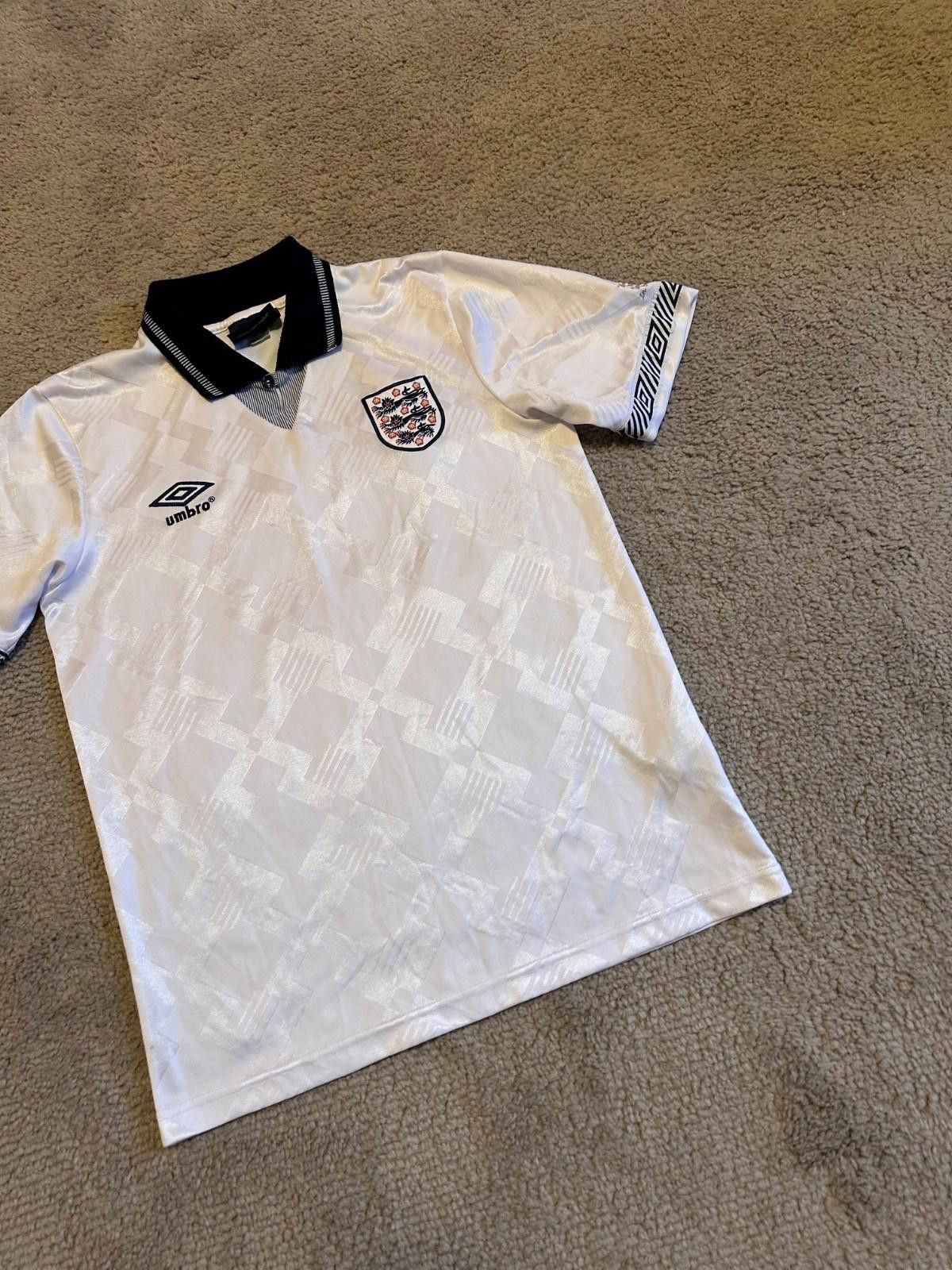 Umbro #19 Umbro England 1992 Football Shirt Soccer Jersey Sz S Size US S / EU 44-46 / 1 - 2 Thumbnail