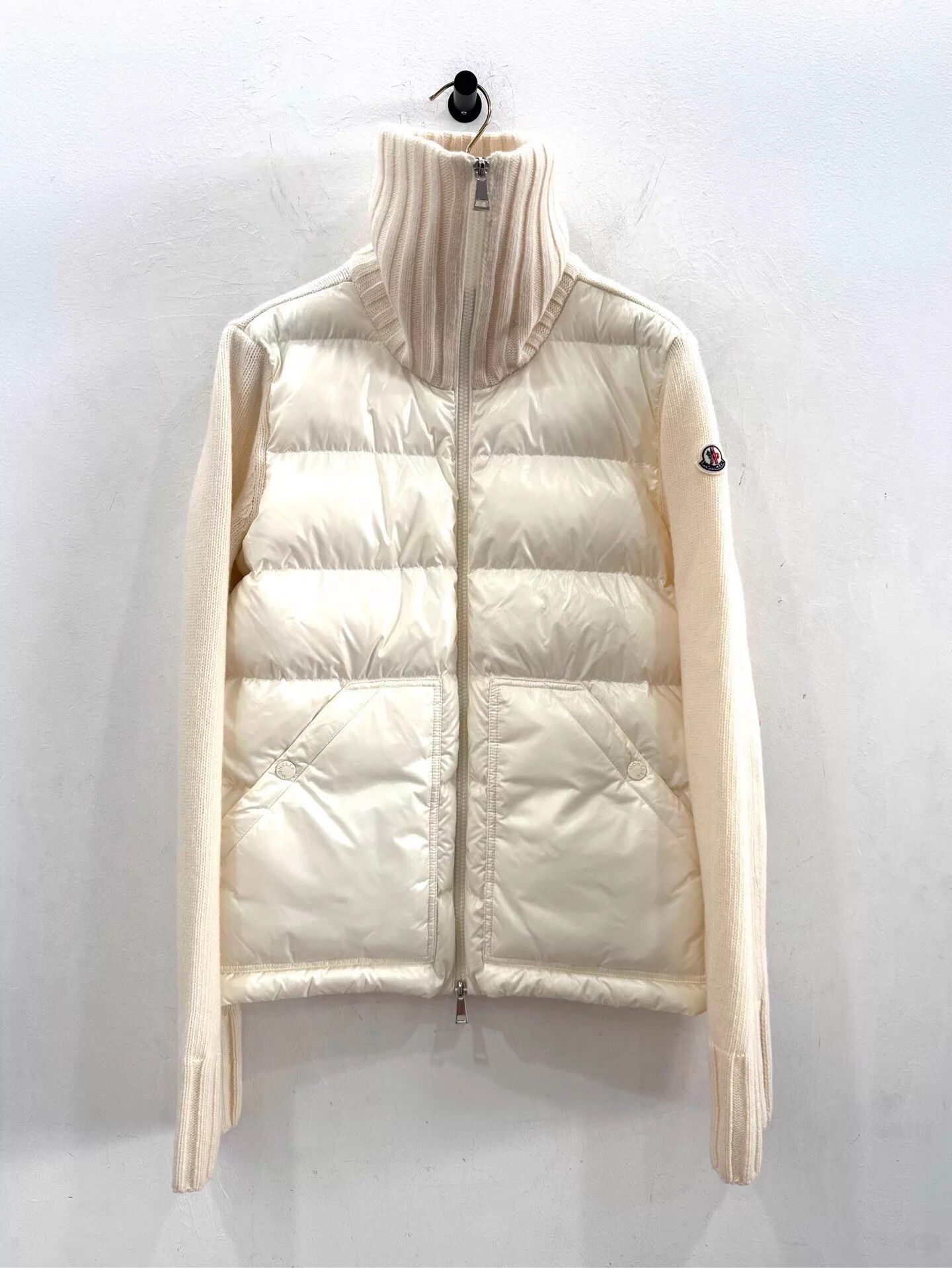 Moncler Moncler Cardigan Women's White Side Logo Wool Down Size S / US 4 / IT 40 - 1 Thumbnail