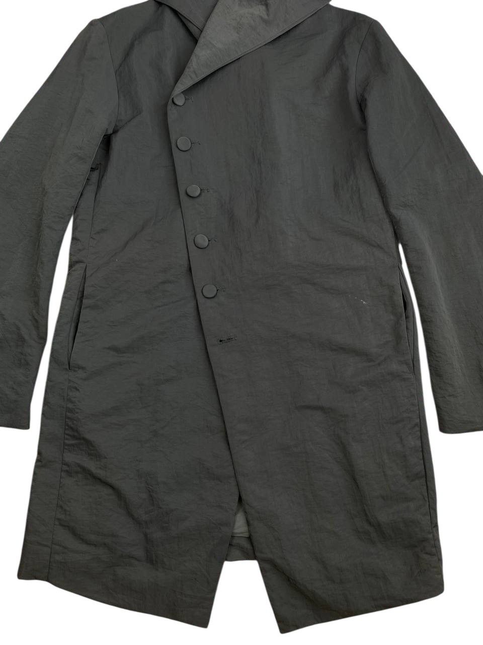 Japanese Brand 2000’s No Id Asymmetrical Button Nylon Trench Coat Size US M / EU 48-50 / 2 - 3 Thumbnail