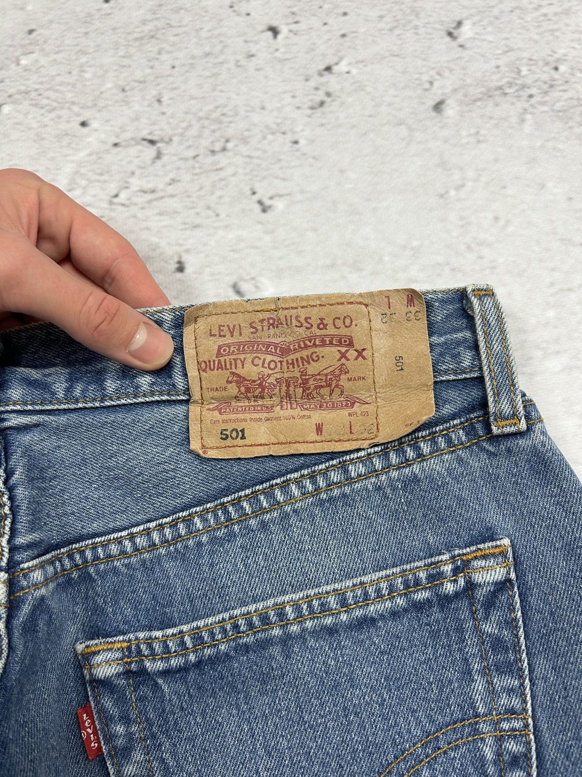 Levi's Vintage Clothing 💥Vintage Levis 501 Washed Baggy Wide Leg Denim Jeans 90s💥 Size US 32 / EU 48 - 5 Thumbnail