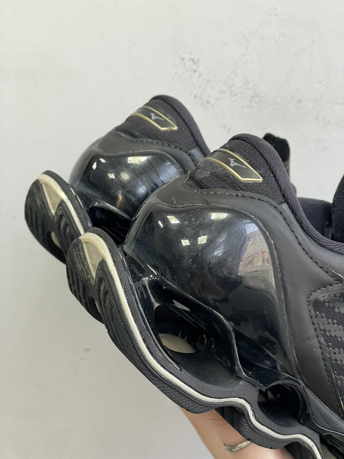 Other Mizuno Wave Prophecy Black Leather Shoes Streetwear Style Size US 8 / EU 41 - 4 Thumbnail