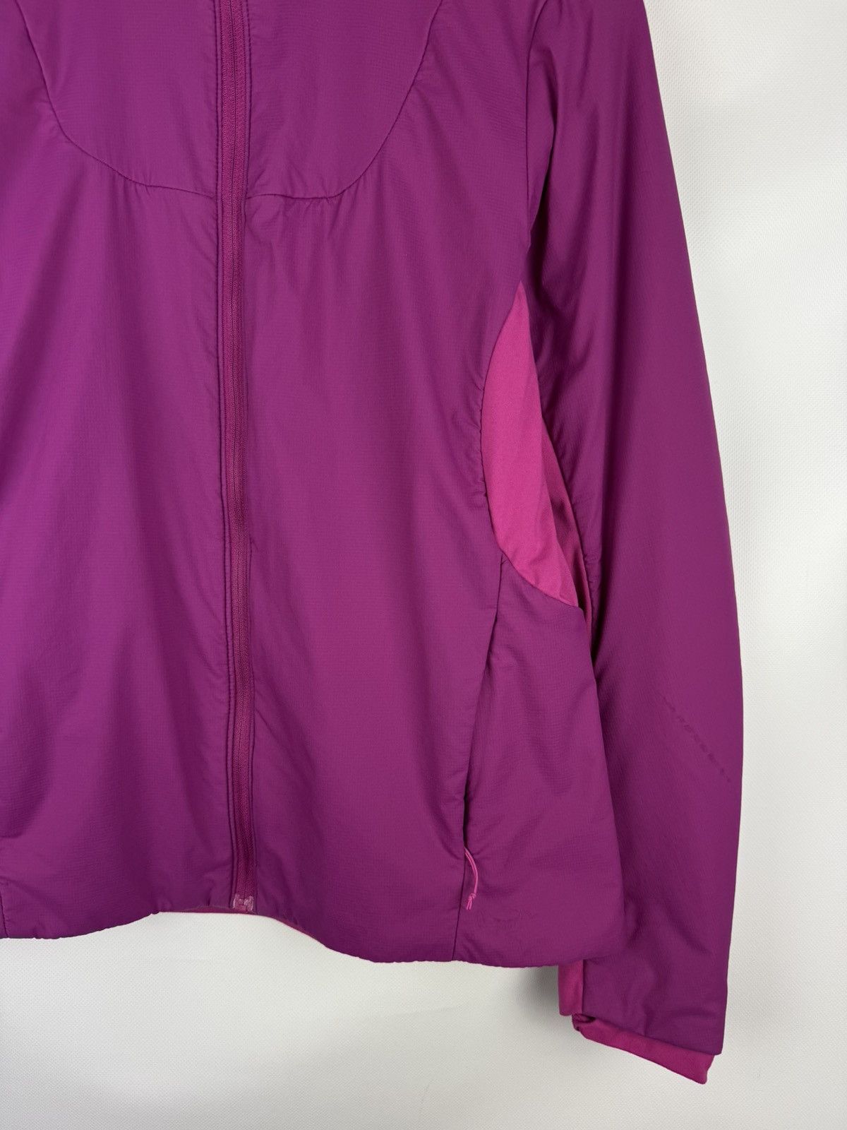 Arc'teryx Arcteryx Outdoor Nylon Atom LT Full Zip Windbreaker Jacket Size M / US 6-8 / IT 42-44 - 4 Thumbnail