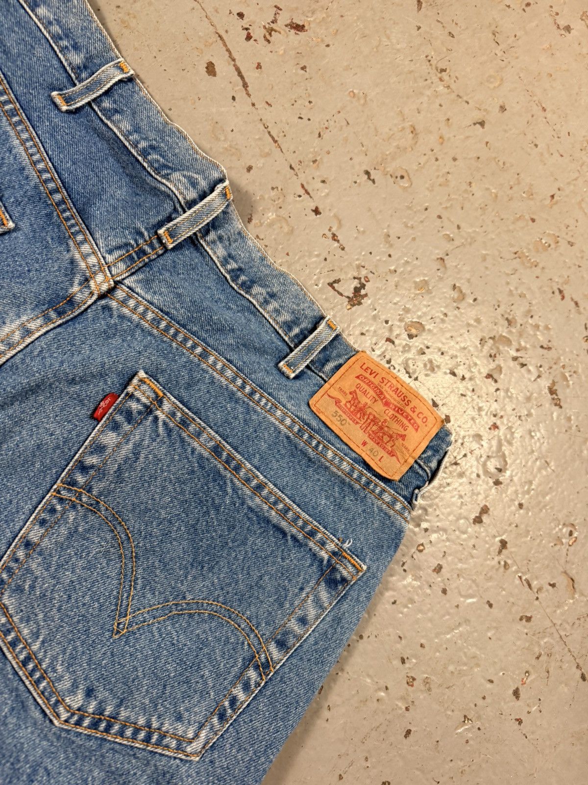 Levi's Vintage Clothing Vintage Levi’s Plain Classic Denim Jean Shorts Size US 40 / EU 56 - 2 Thumbnail