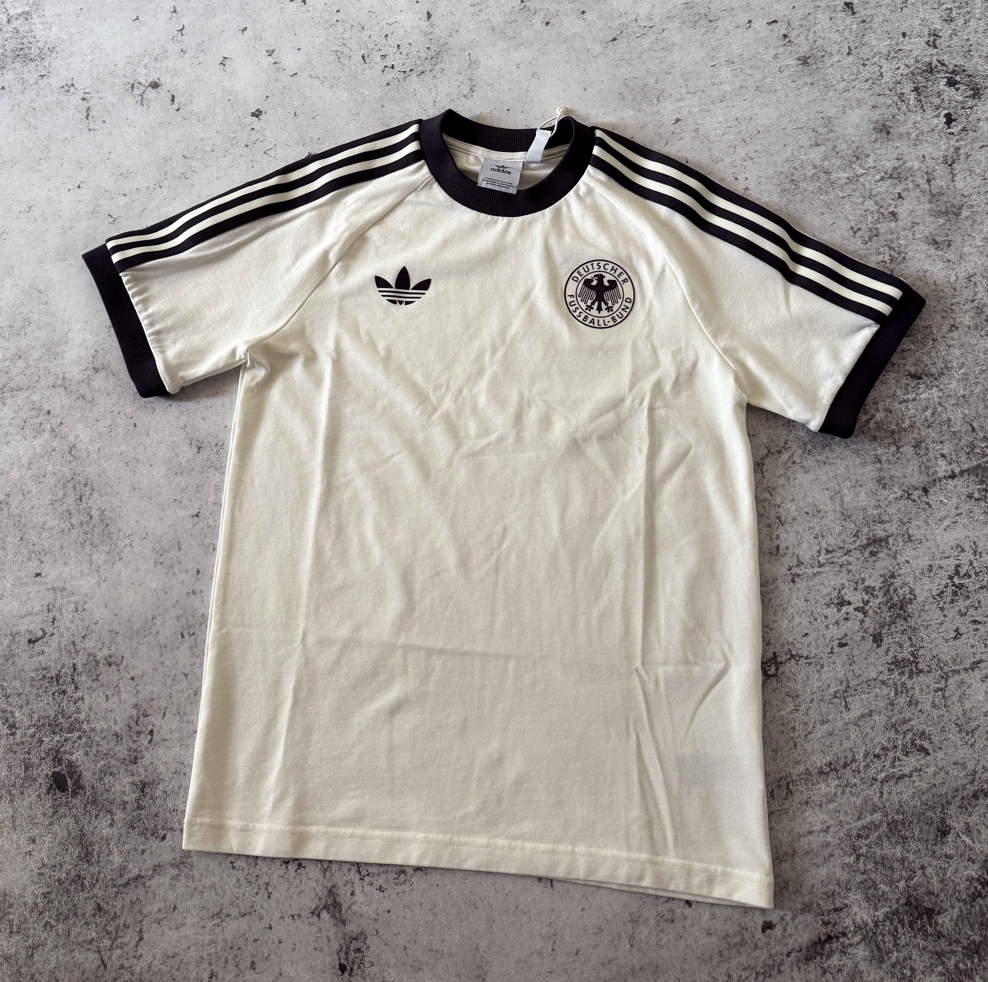ADIDAS X GERMANY ADICOLOR CLASSICS 3-STRIPES TEE IU2102 M