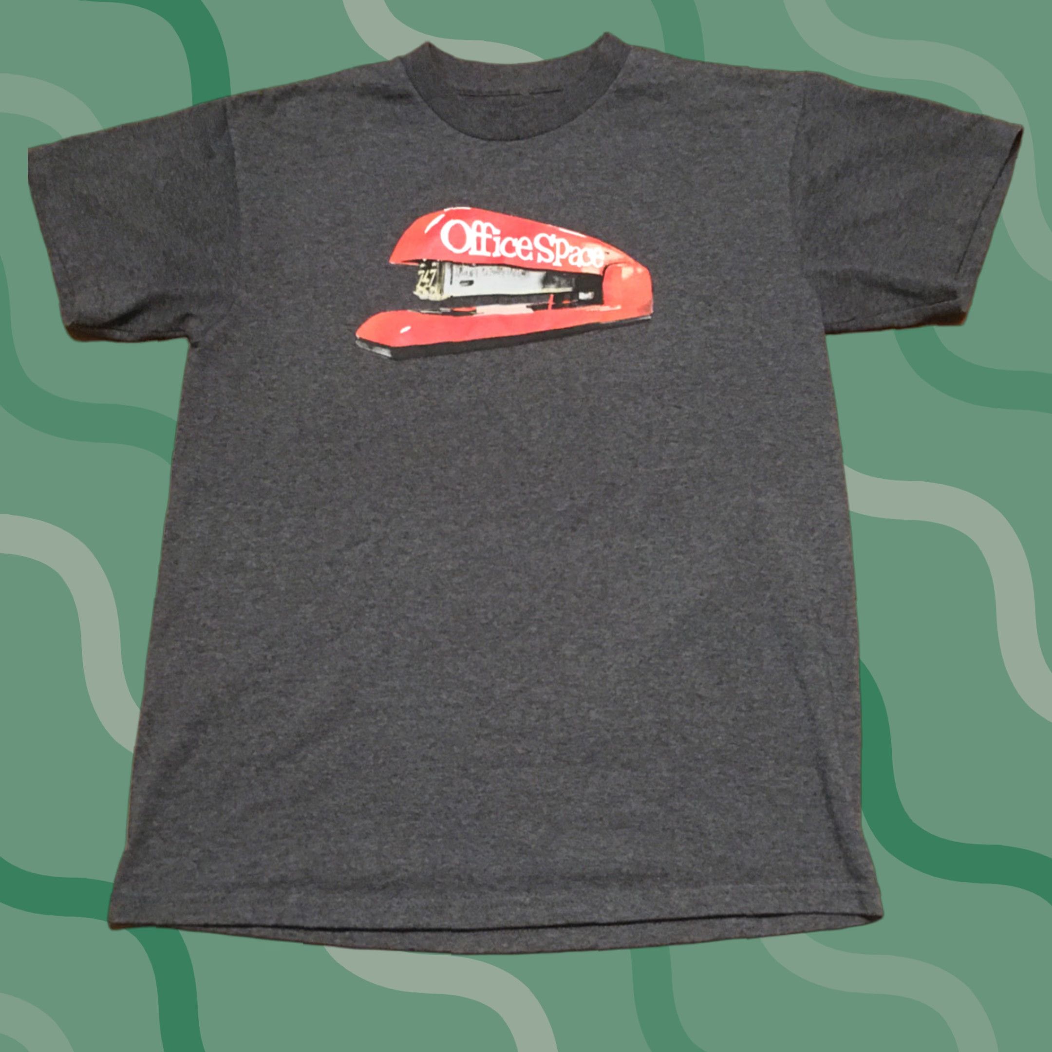 Vintage VINTAGE Office Space Red Stapler T-Shirt Men Gray Size M Crew Neck Short Sleeve Cotton Blend Geometric 90s Space Theme Mens Size US M / EU 48-50 / 2 - 1 Thumbnail