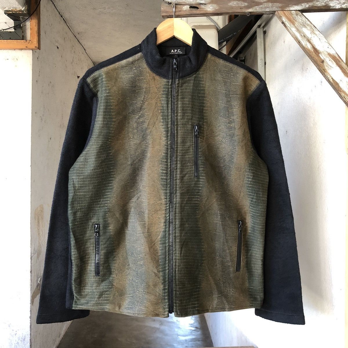 A.P.C. A.P.C Crocodile Skin Print Design Jacket Size US M / EU 48-50 / 2 - 1 Thumbnail